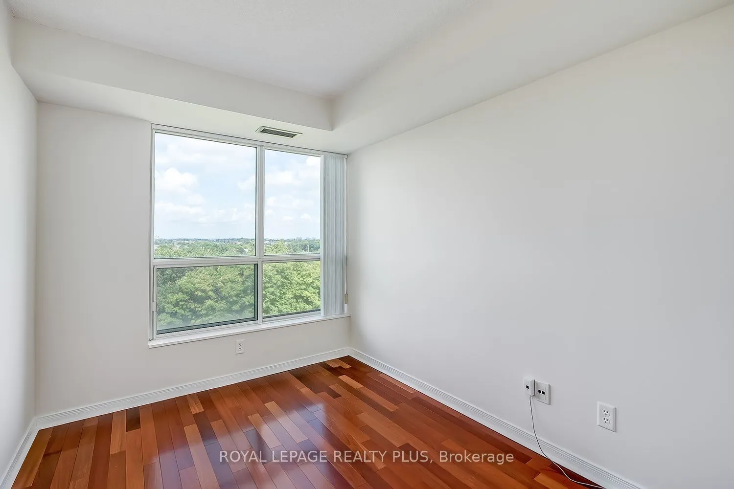 2585 Erin Centre Boulevard #1101