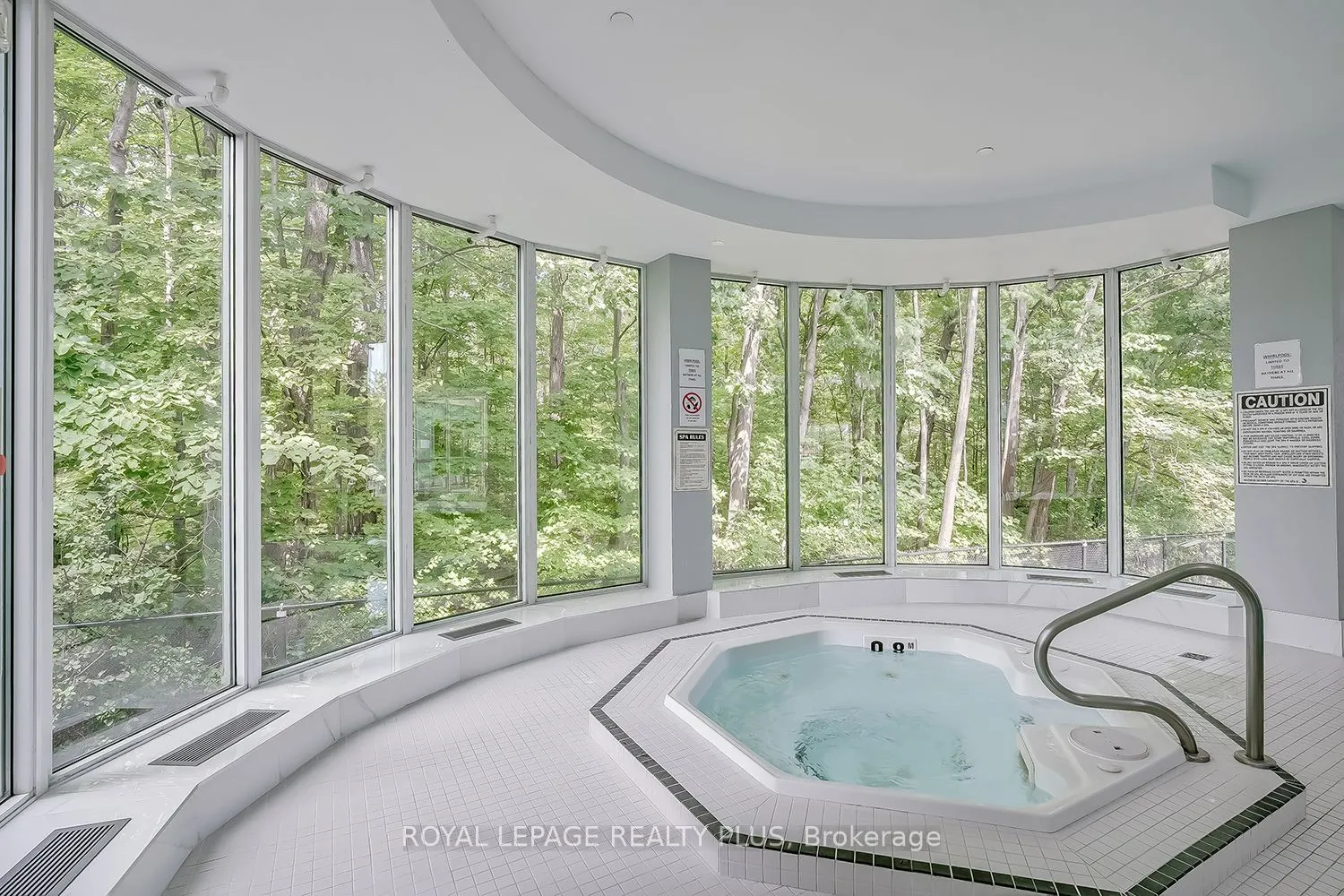 2585 Erin Centre Boulevard #1101