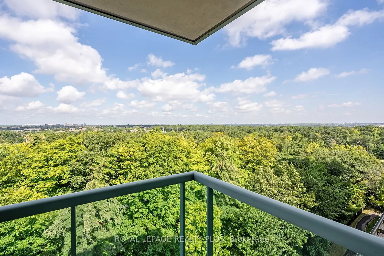 2585 Erin Centre Boulevard #1101