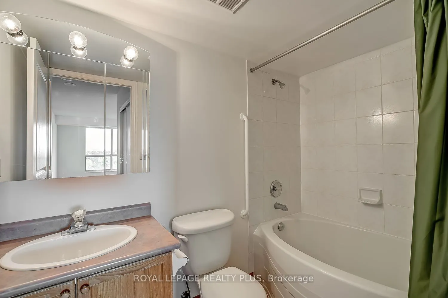 2585 Erin Centre Boulevard #1101