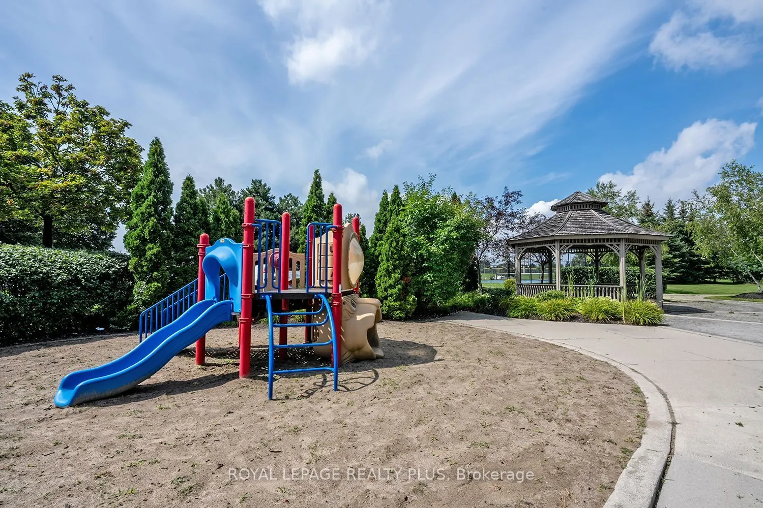 2585 Erin Centre Boulevard #1101
