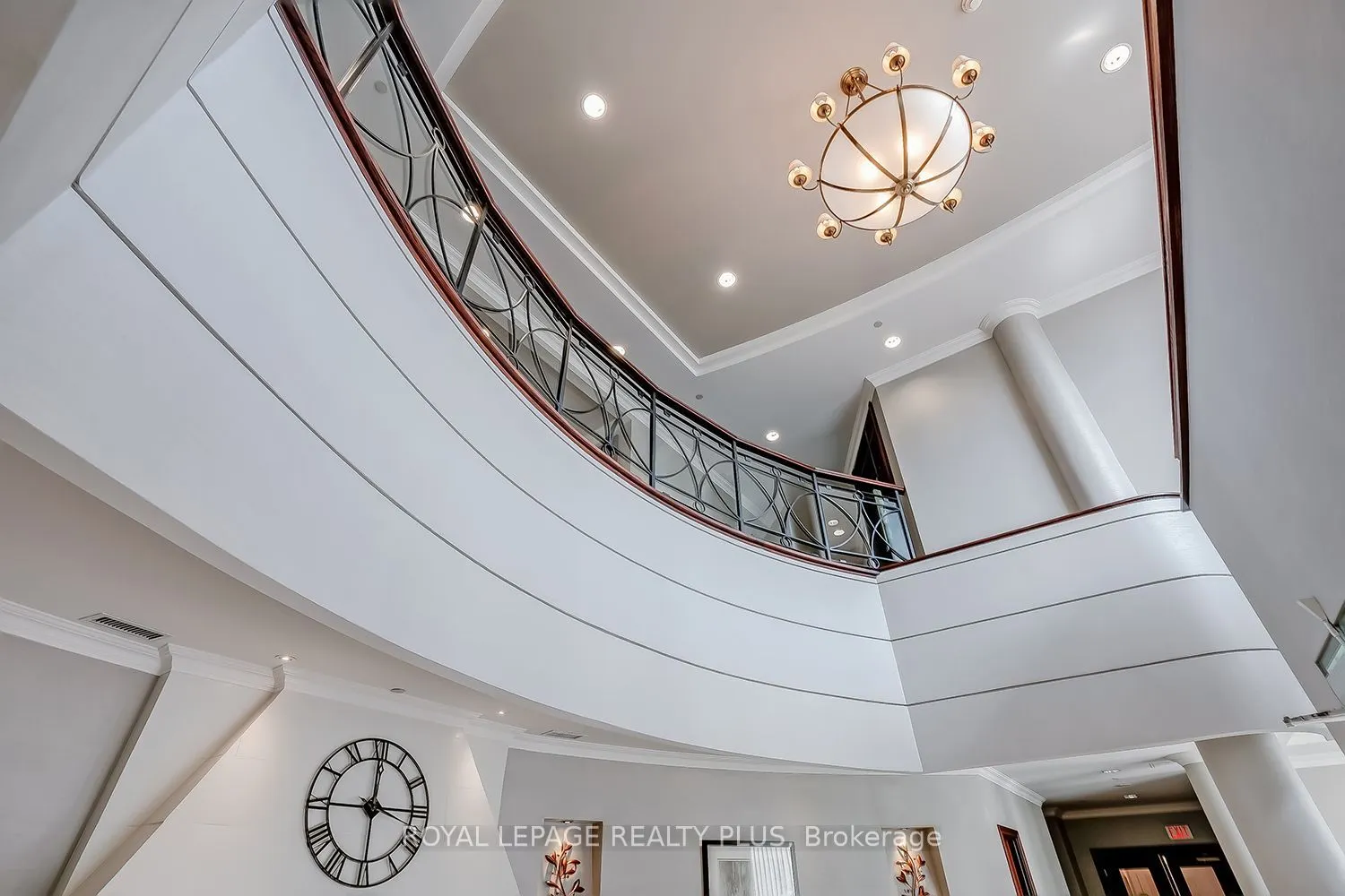2585 Erin Centre Boulevard #1101
