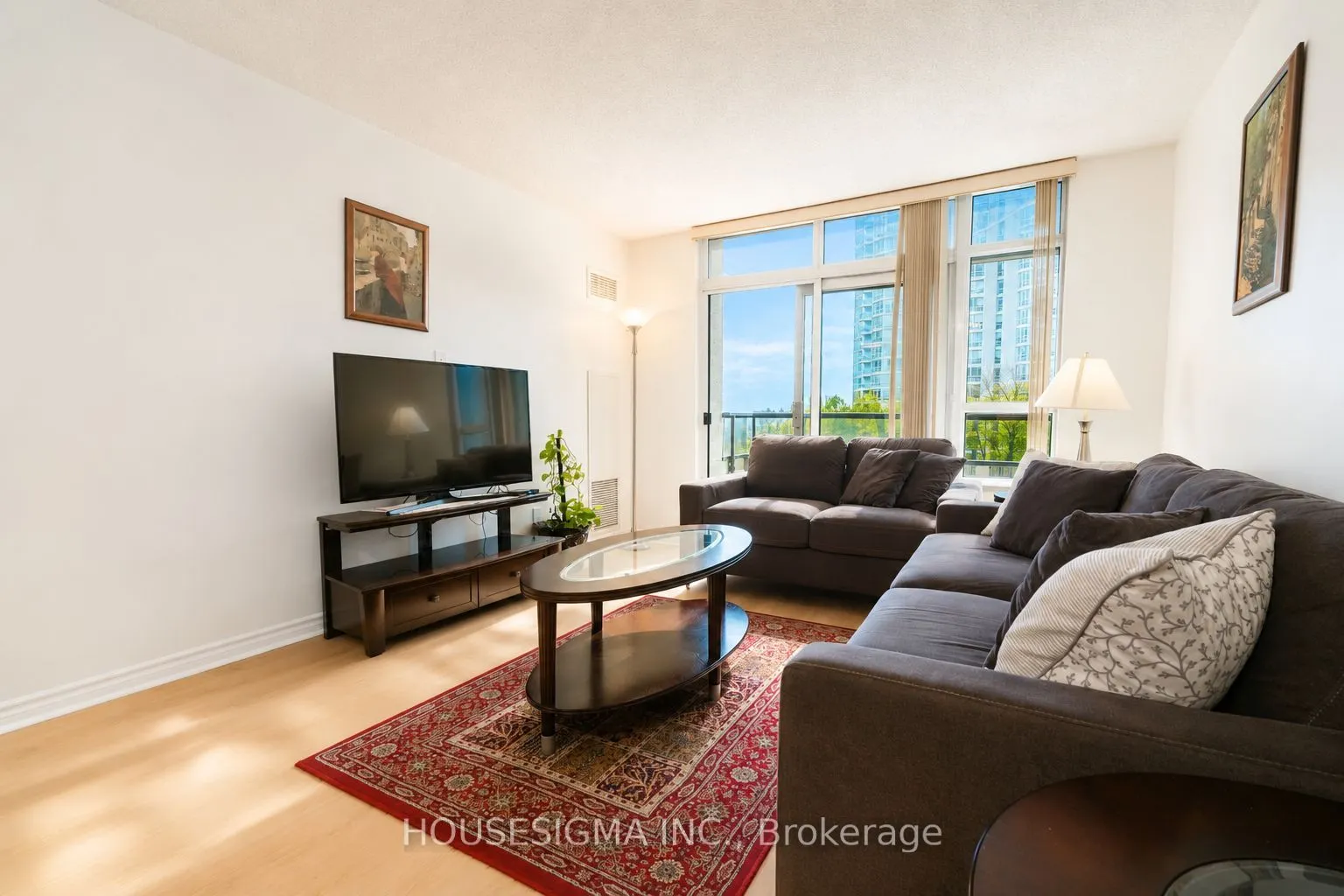 35 Kingsbridge Garden Circle #513
