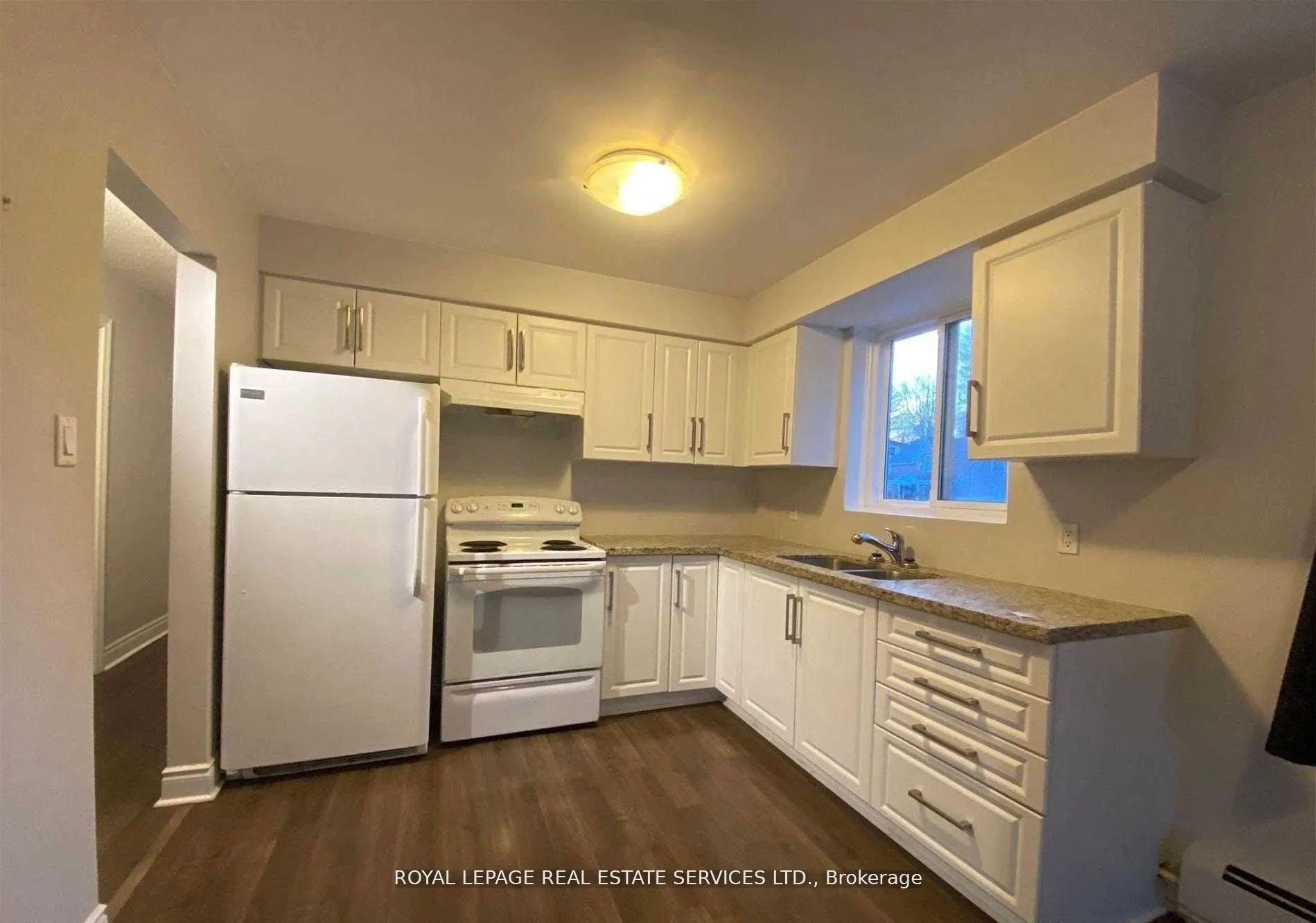 10 Main Street S #4