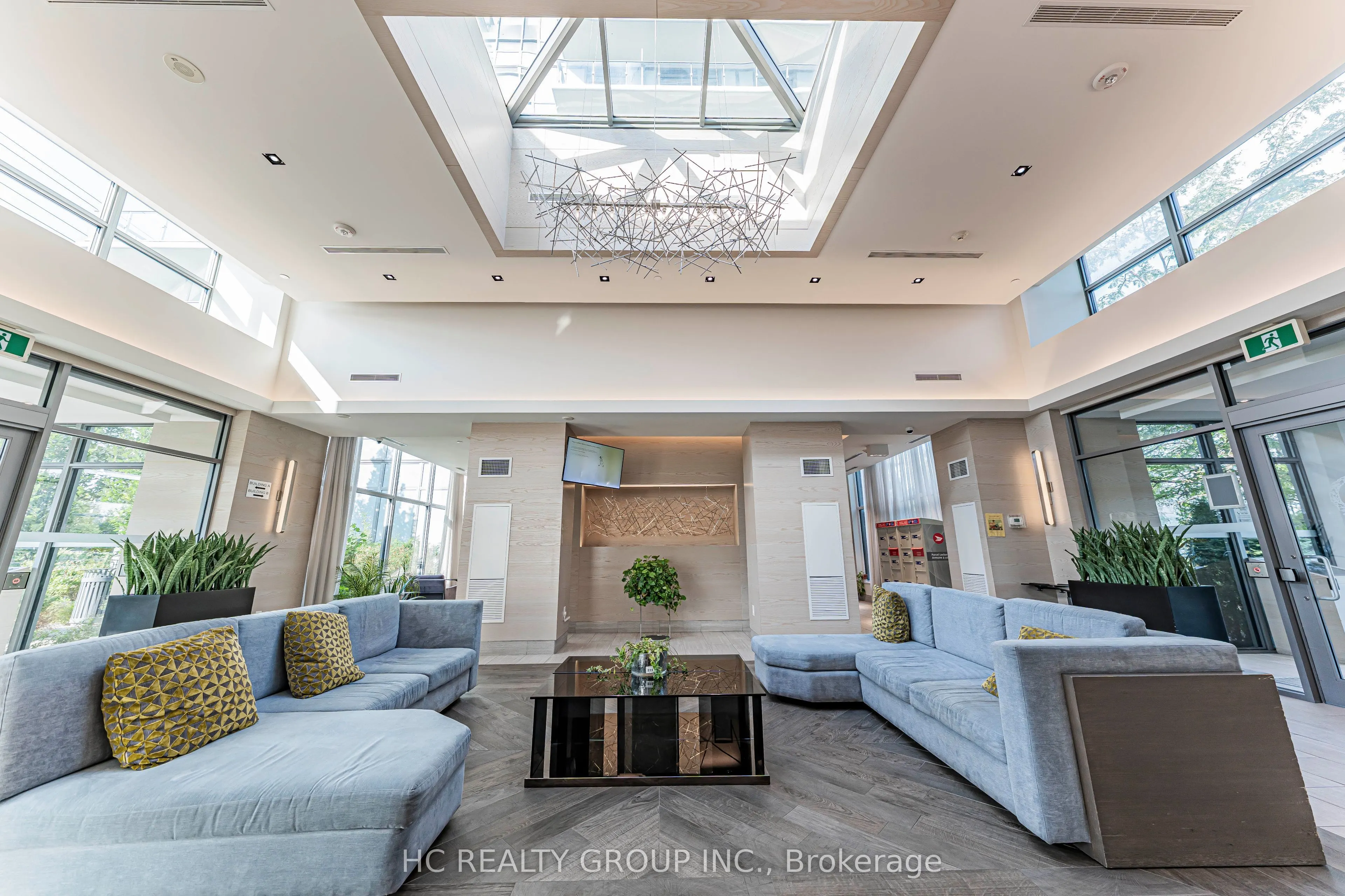 4633 Glen Erin Drive #1008