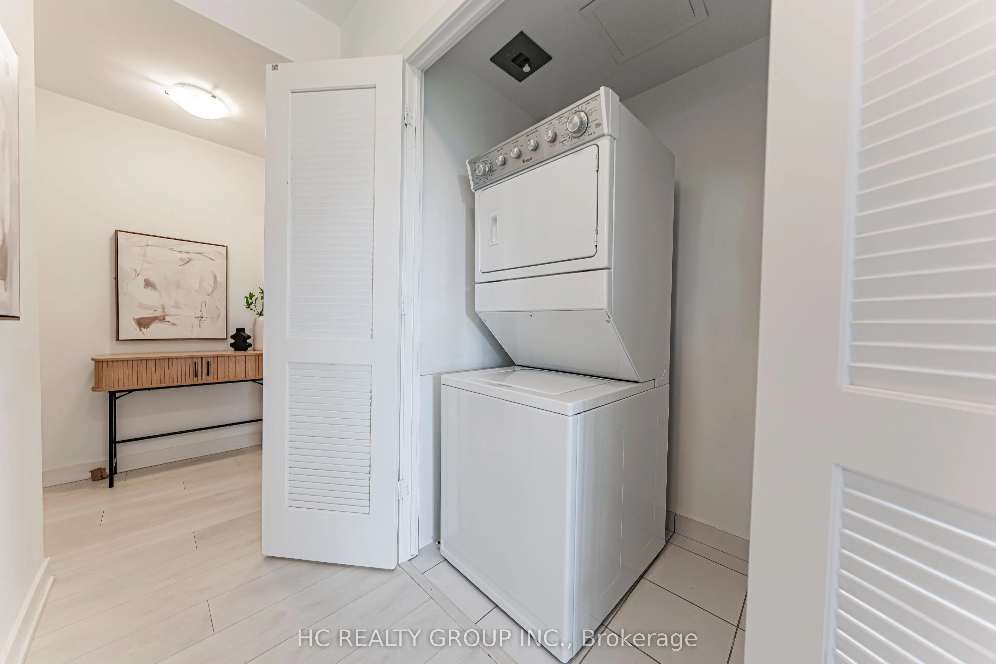 4633 Glen Erin Drive #1008