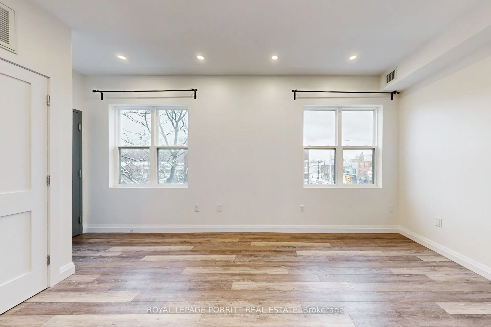 254 Armadale Avenue #3