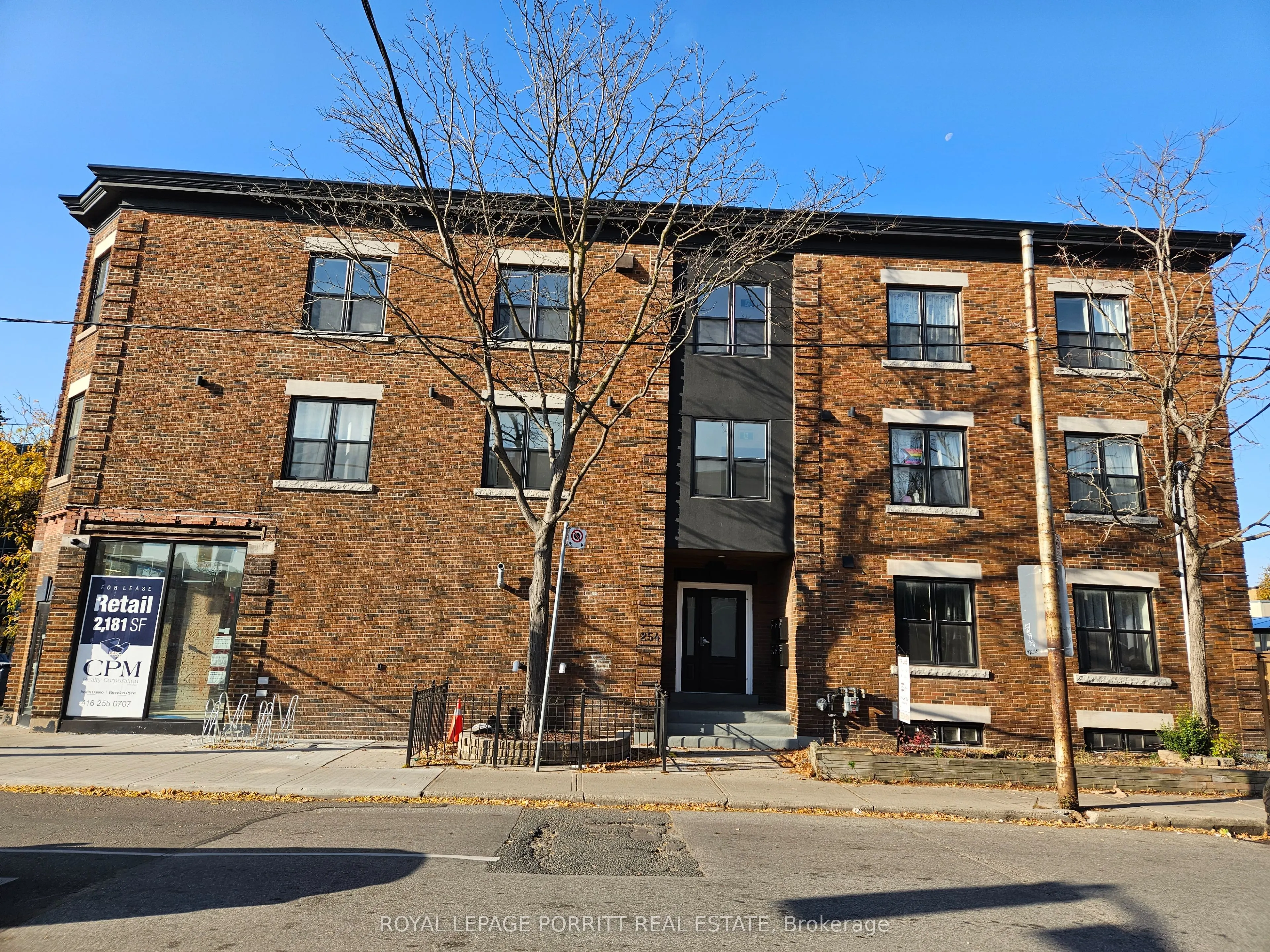 254 Armadale Avenue #3