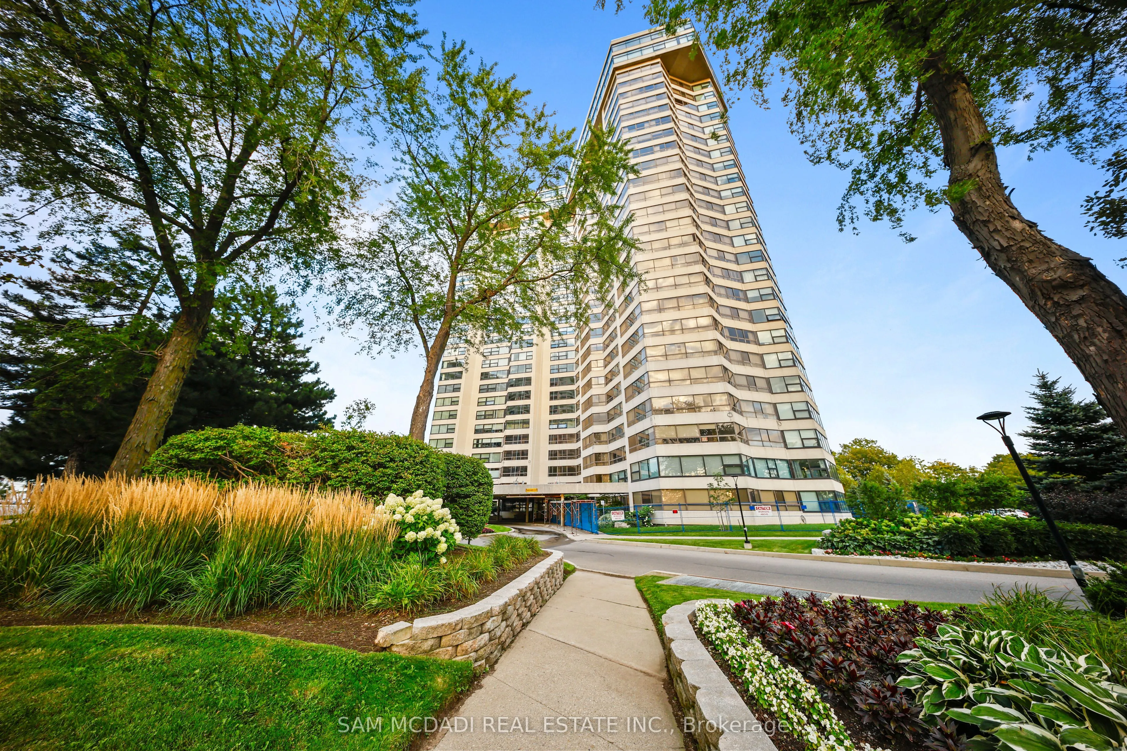 1300 Bloor Street #1007