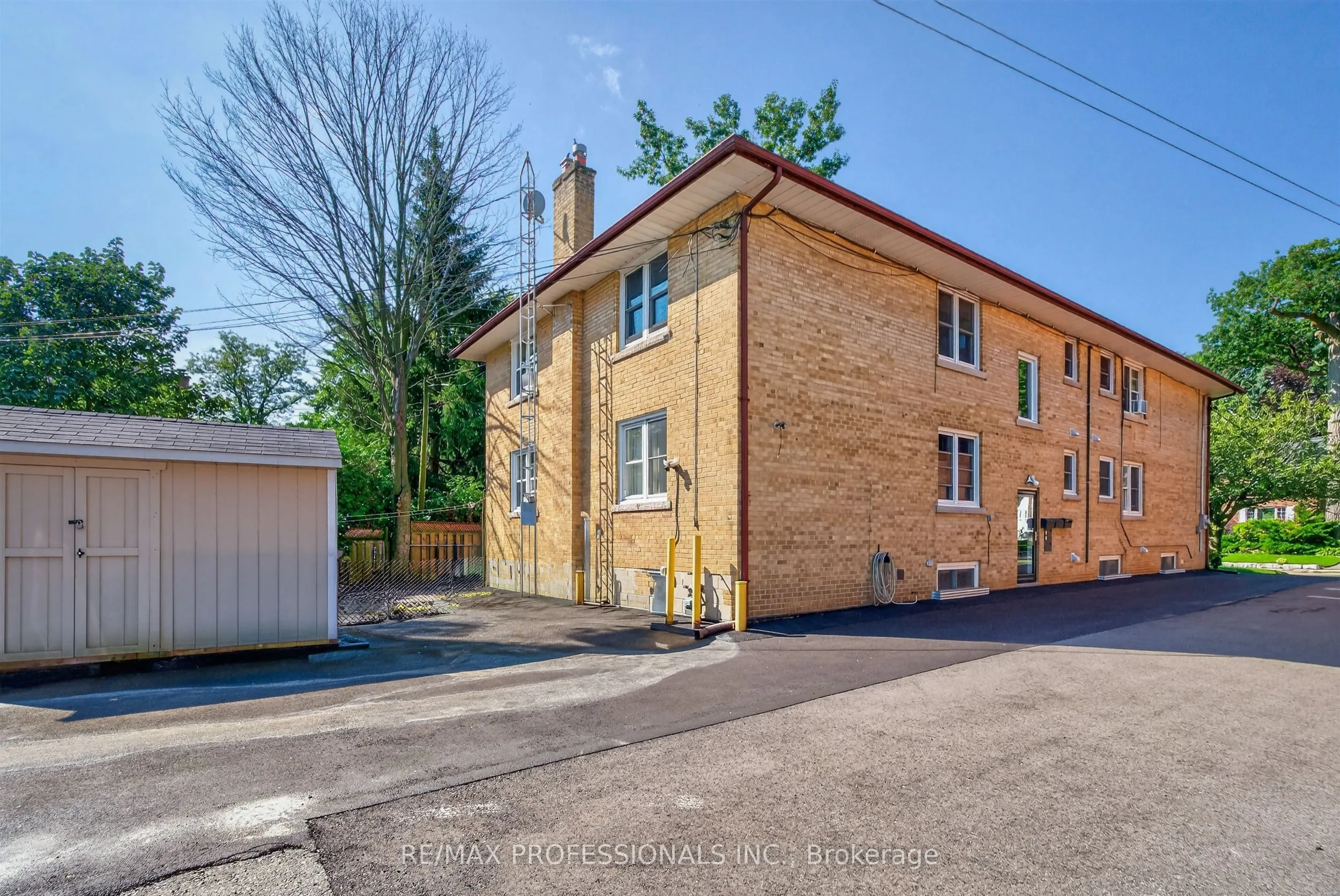 31 Long Branch Avenue