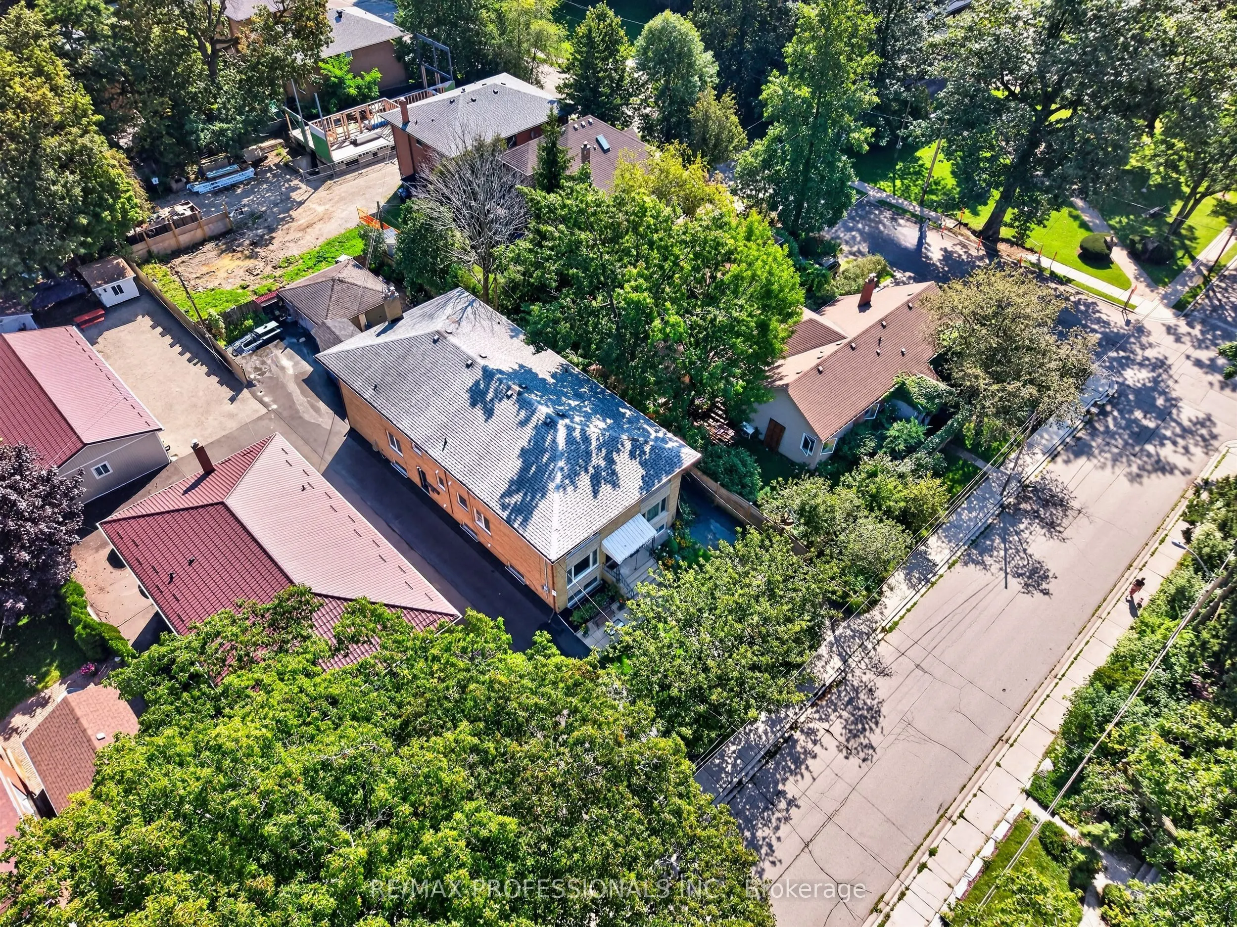 31 Long Branch Avenue