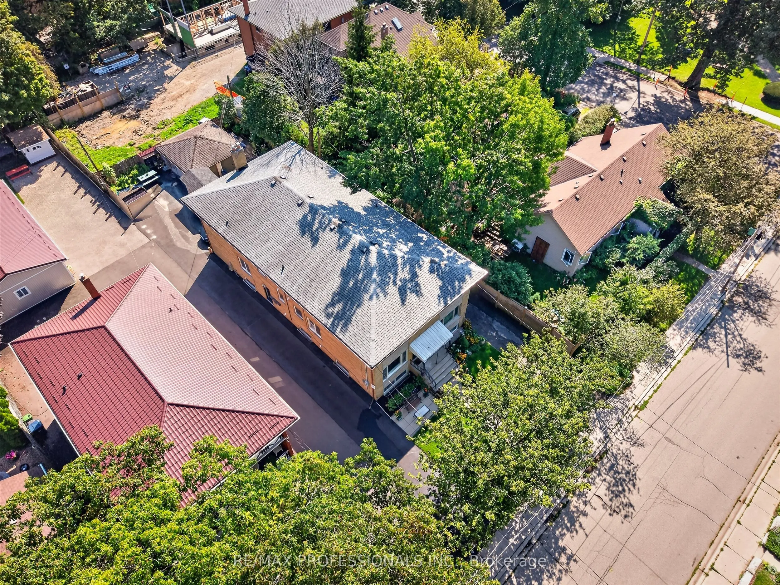 31 Long Branch Avenue
