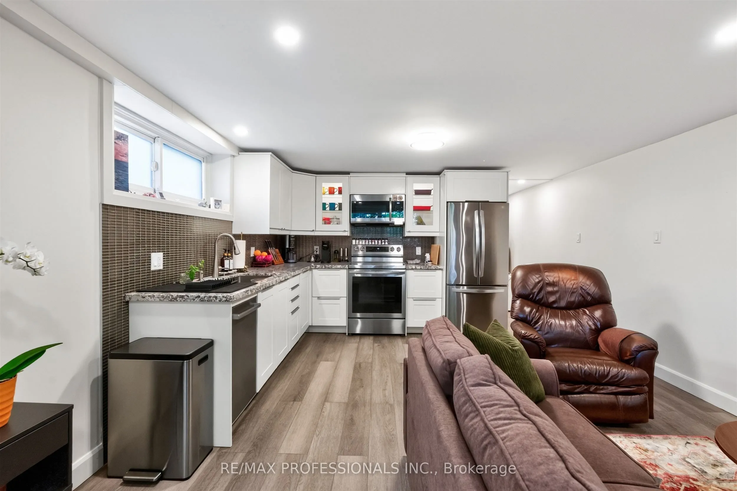 31 Long Branch Avenue