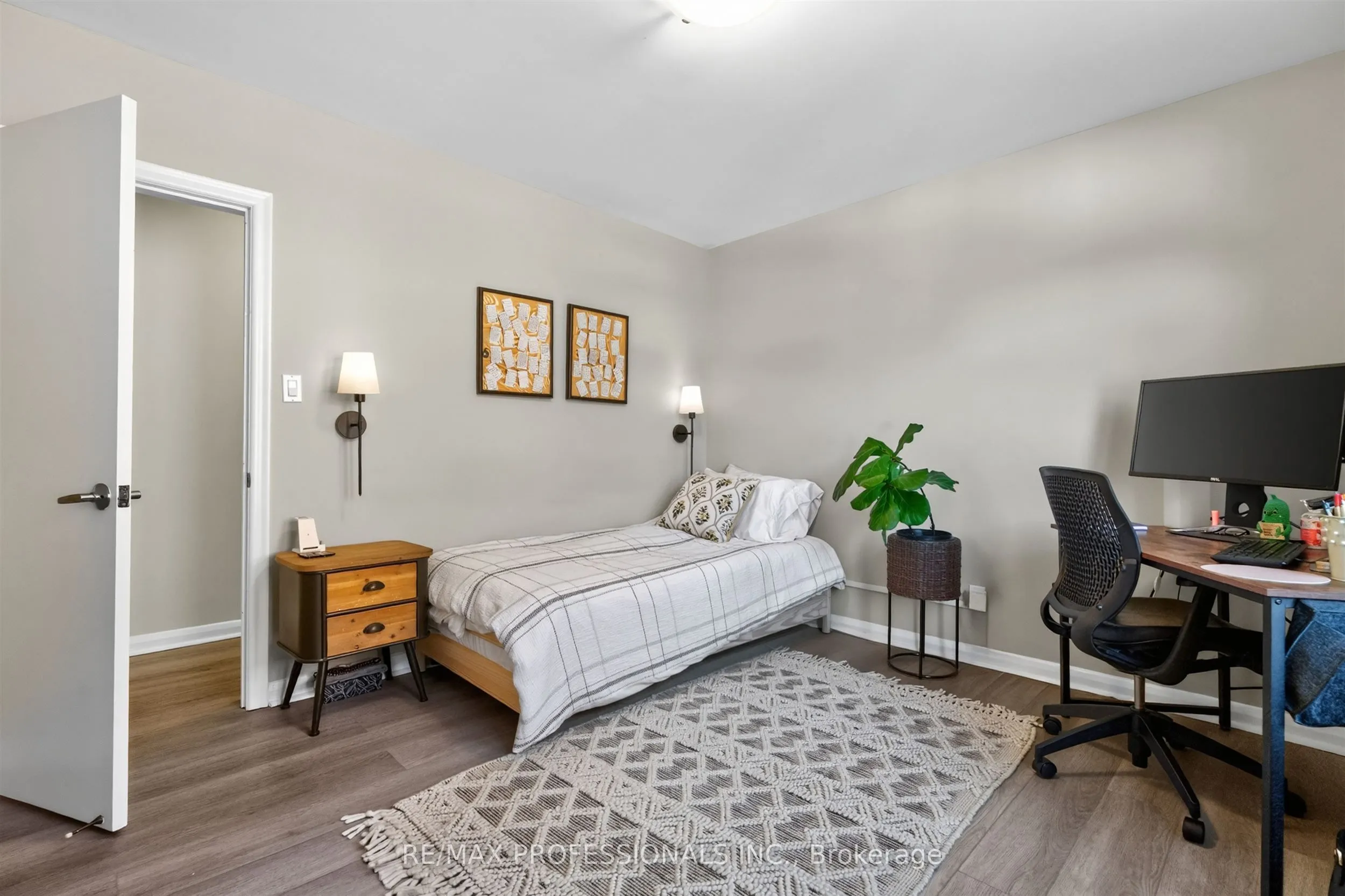 31 Long Branch Avenue