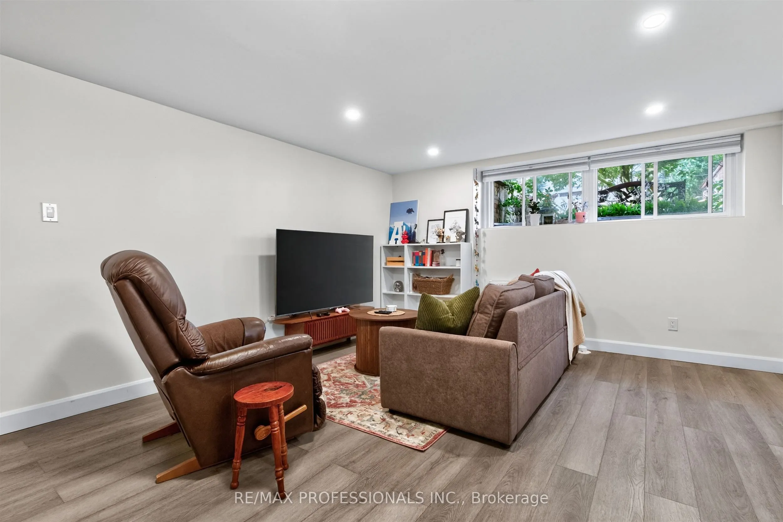 31 Long Branch Avenue