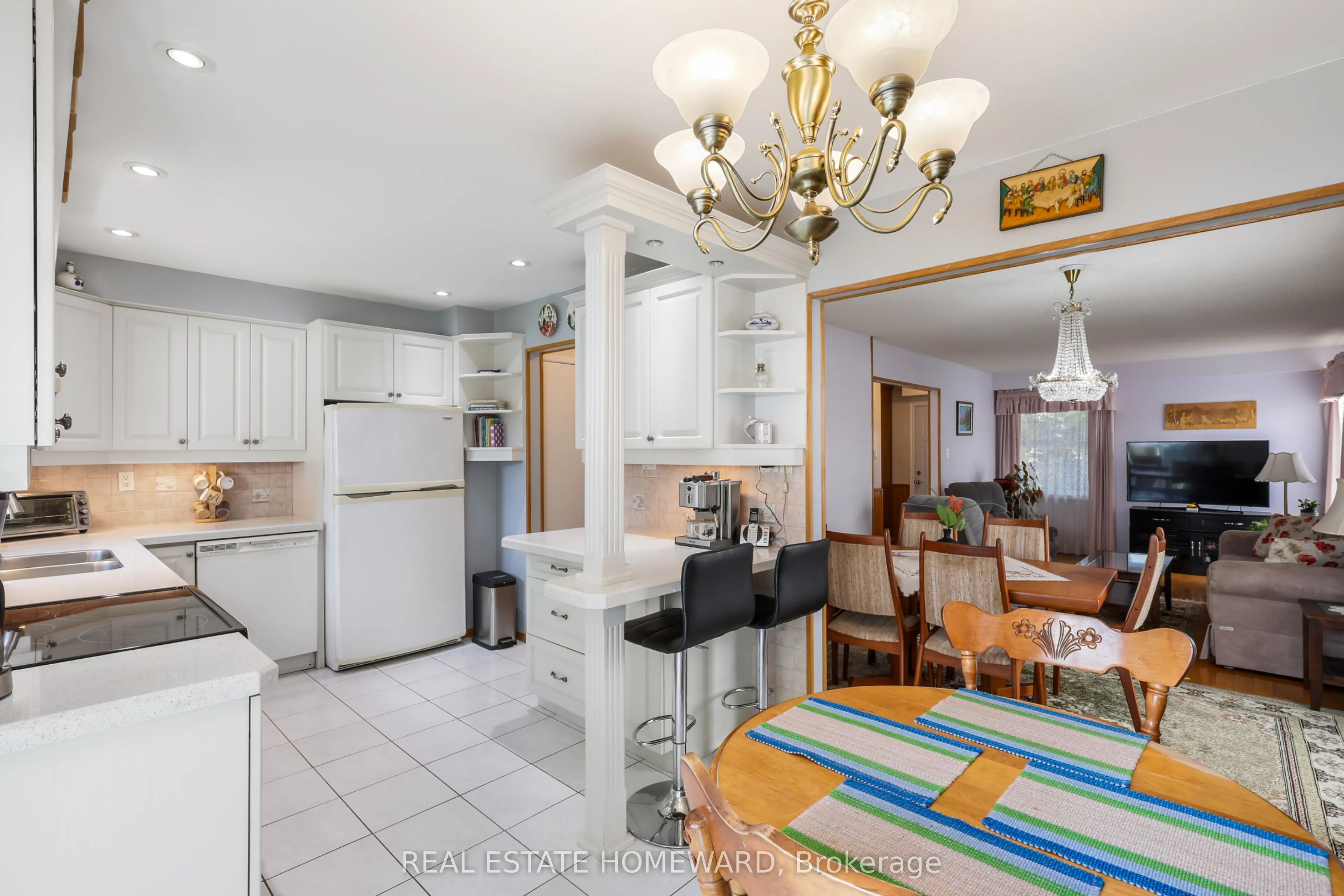 6399 Colebrook Crescent