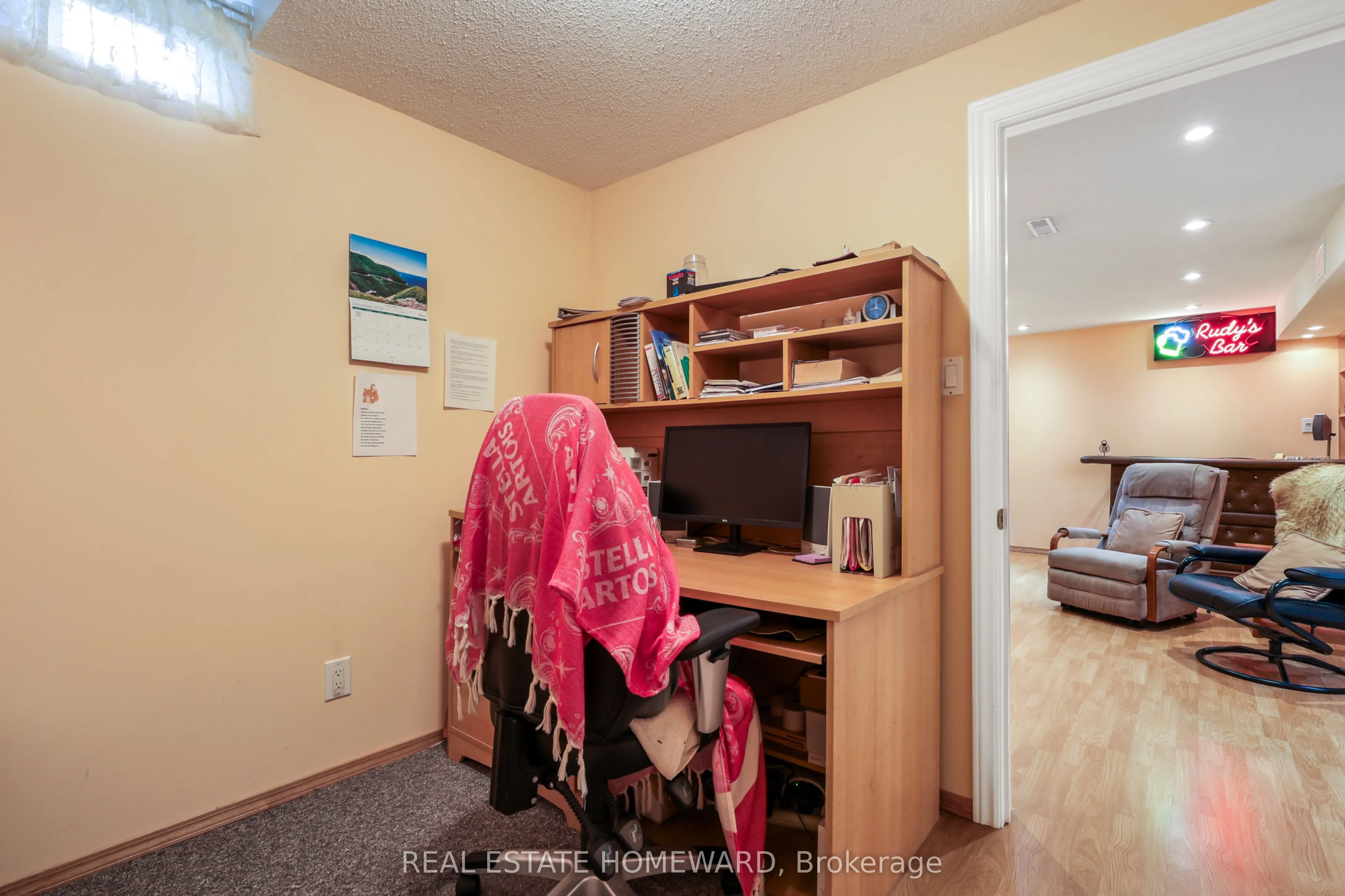 6399 Colebrook Crescent