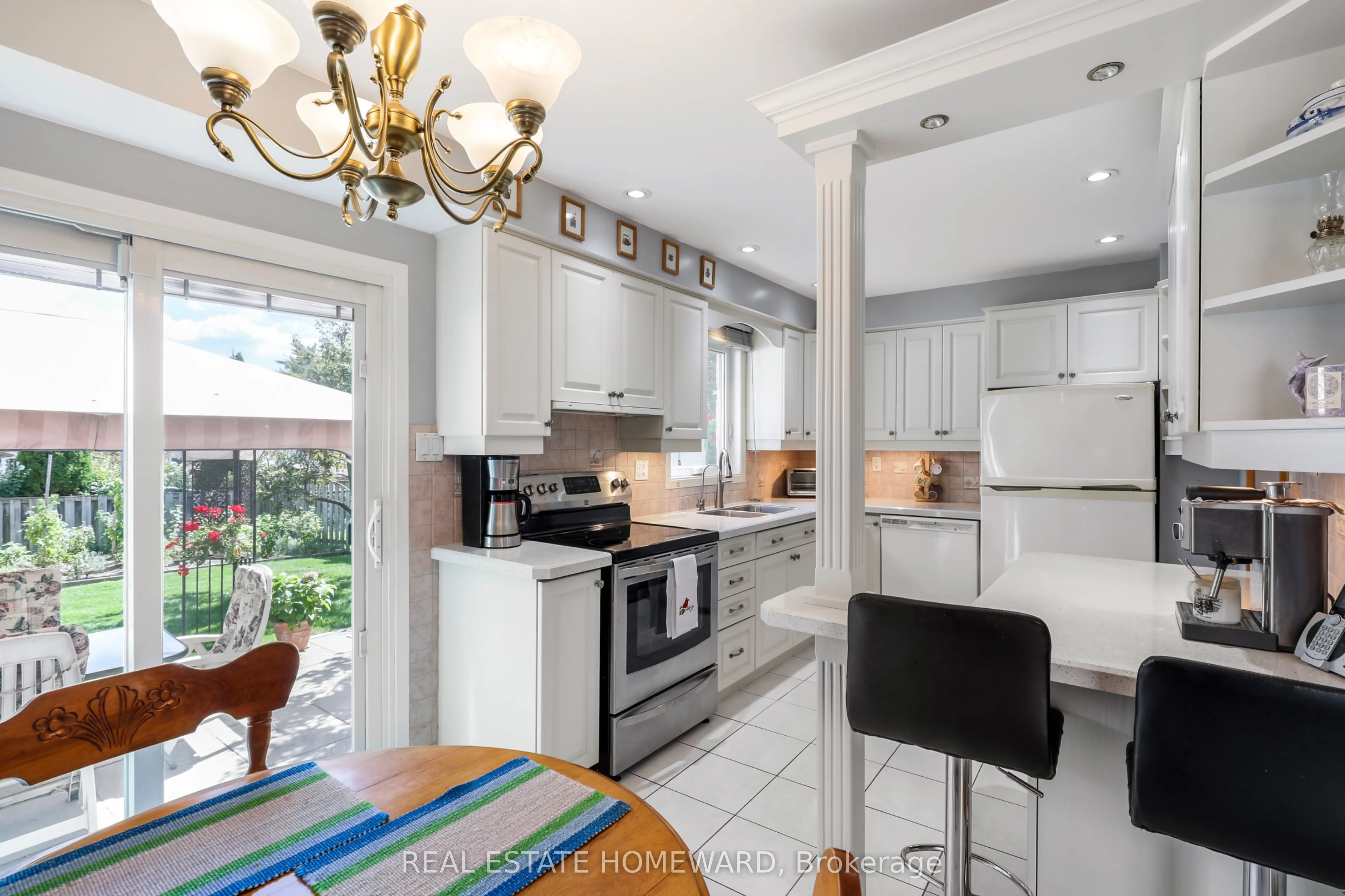 6399 Colebrook Crescent