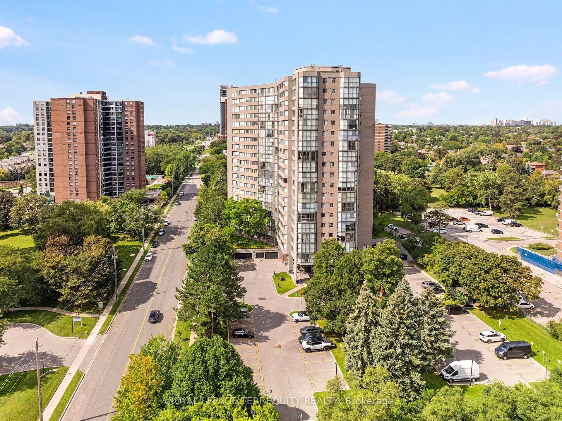 40 Richview Road #2002