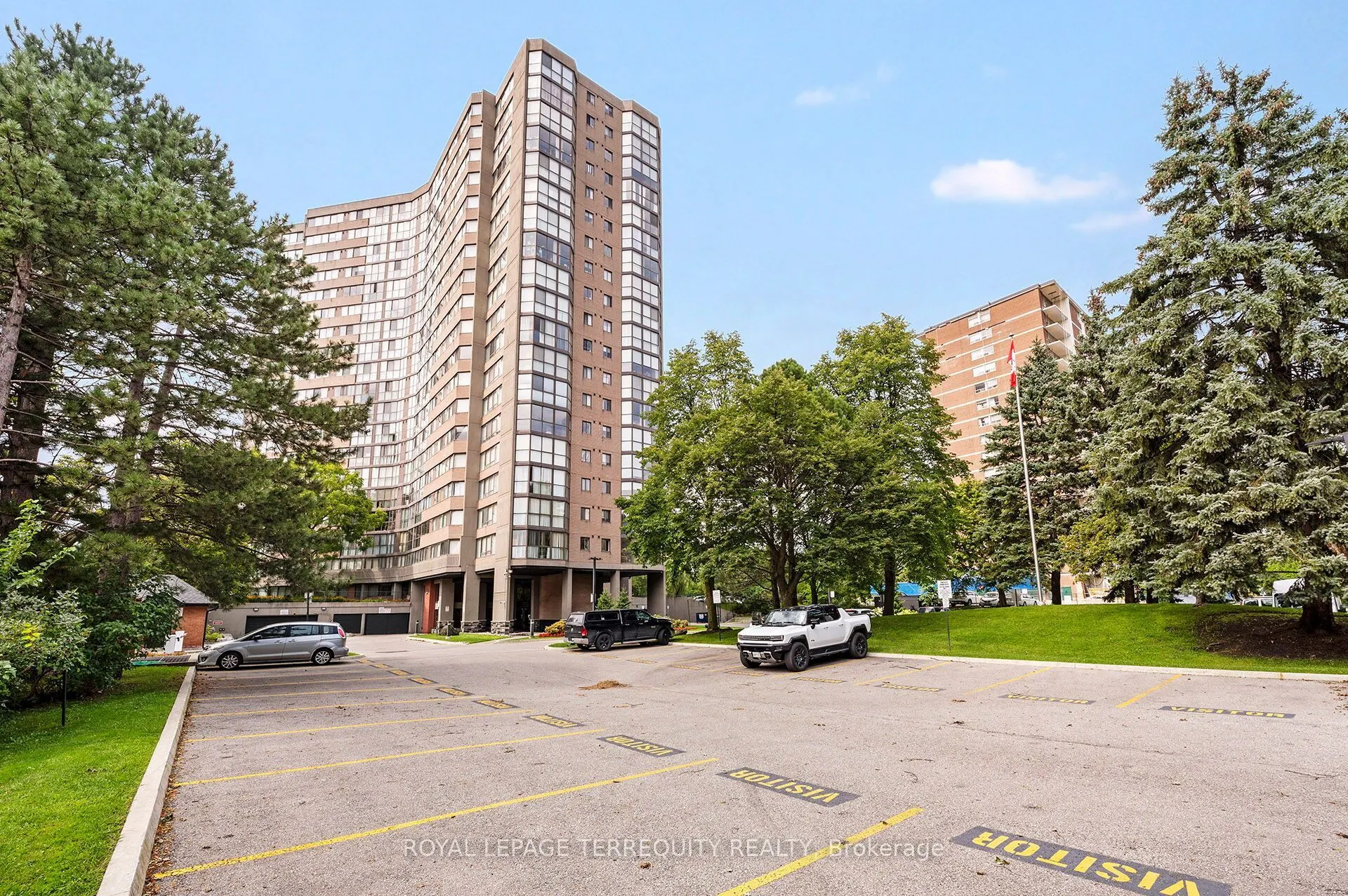 40 Richview Road #2002