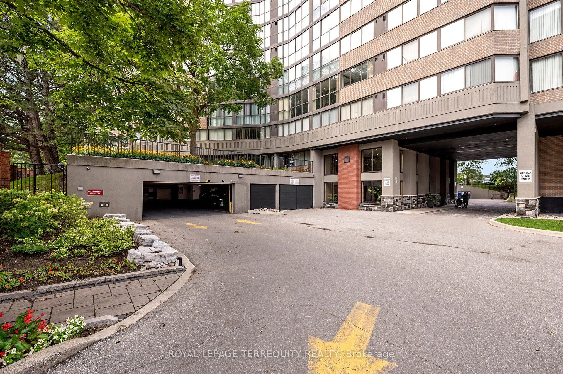 40 Richview Road #2002