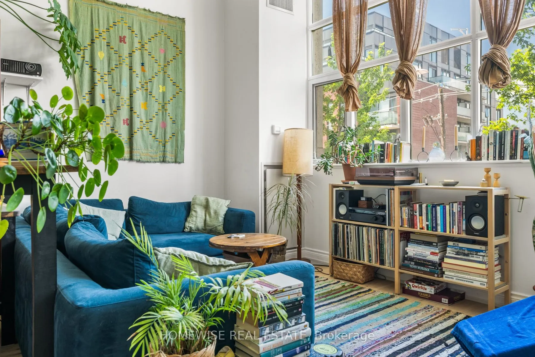 437 Roncesvalles Avenue #410