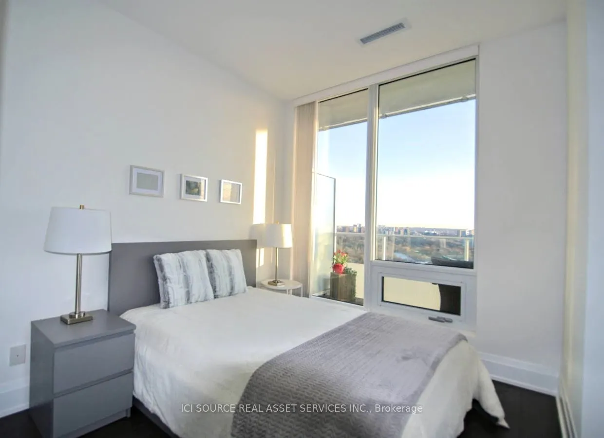 20 Brin Drive #1904