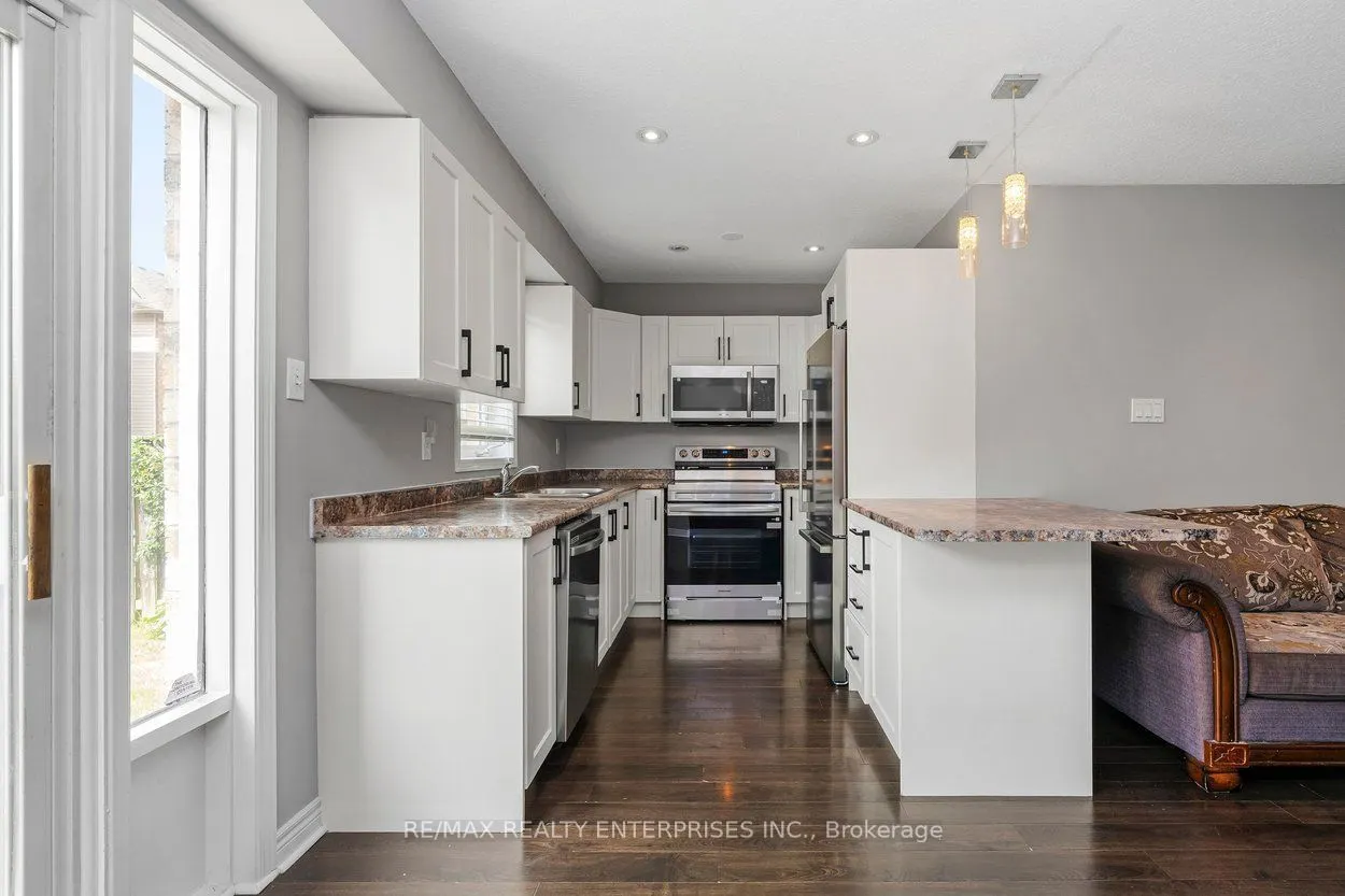 2248 Seton Crescent