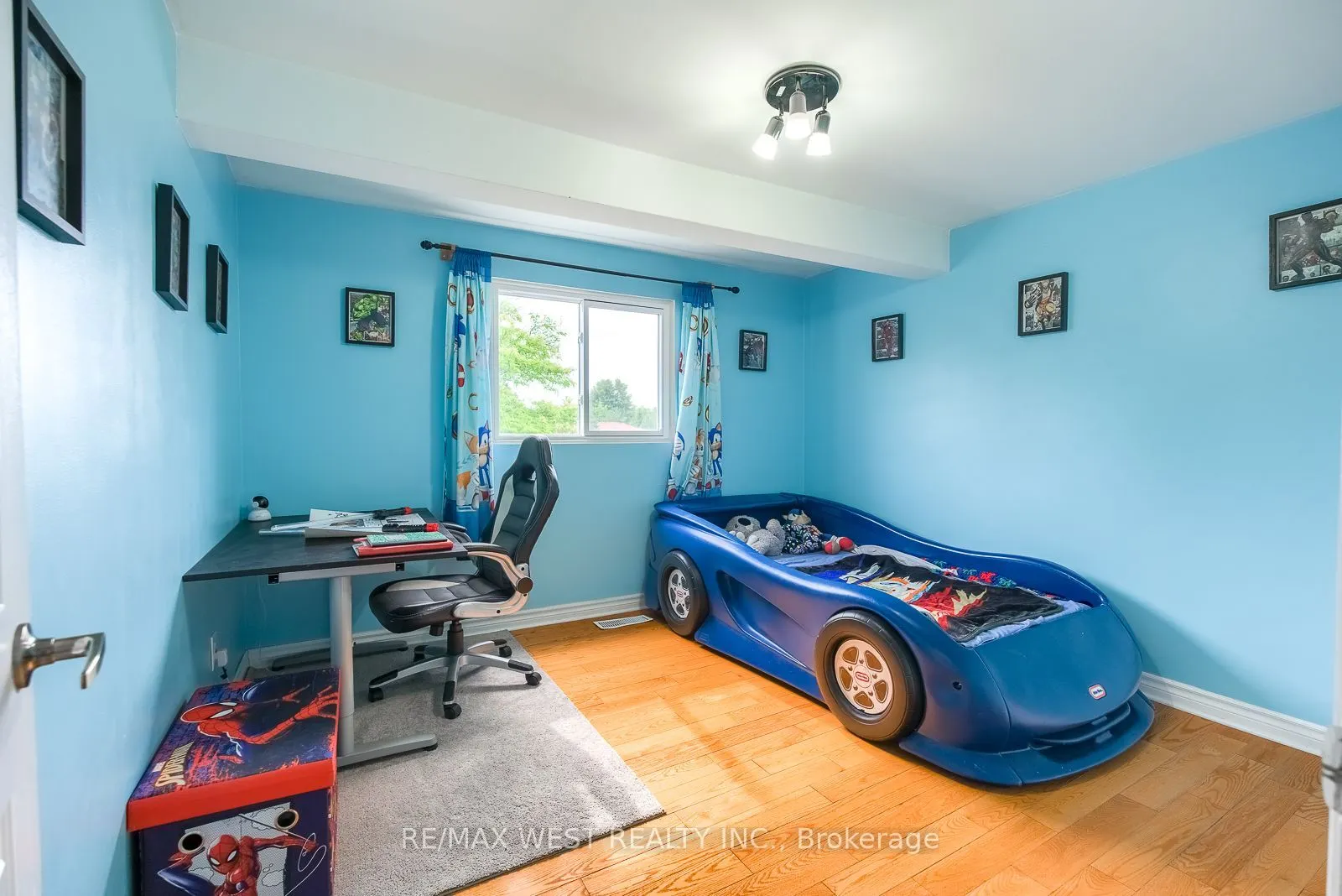 347 Karen Park Crescent