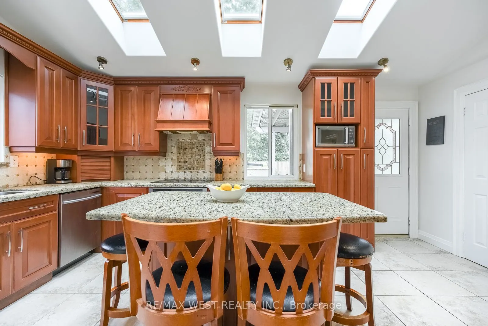 347 Karen Park Crescent