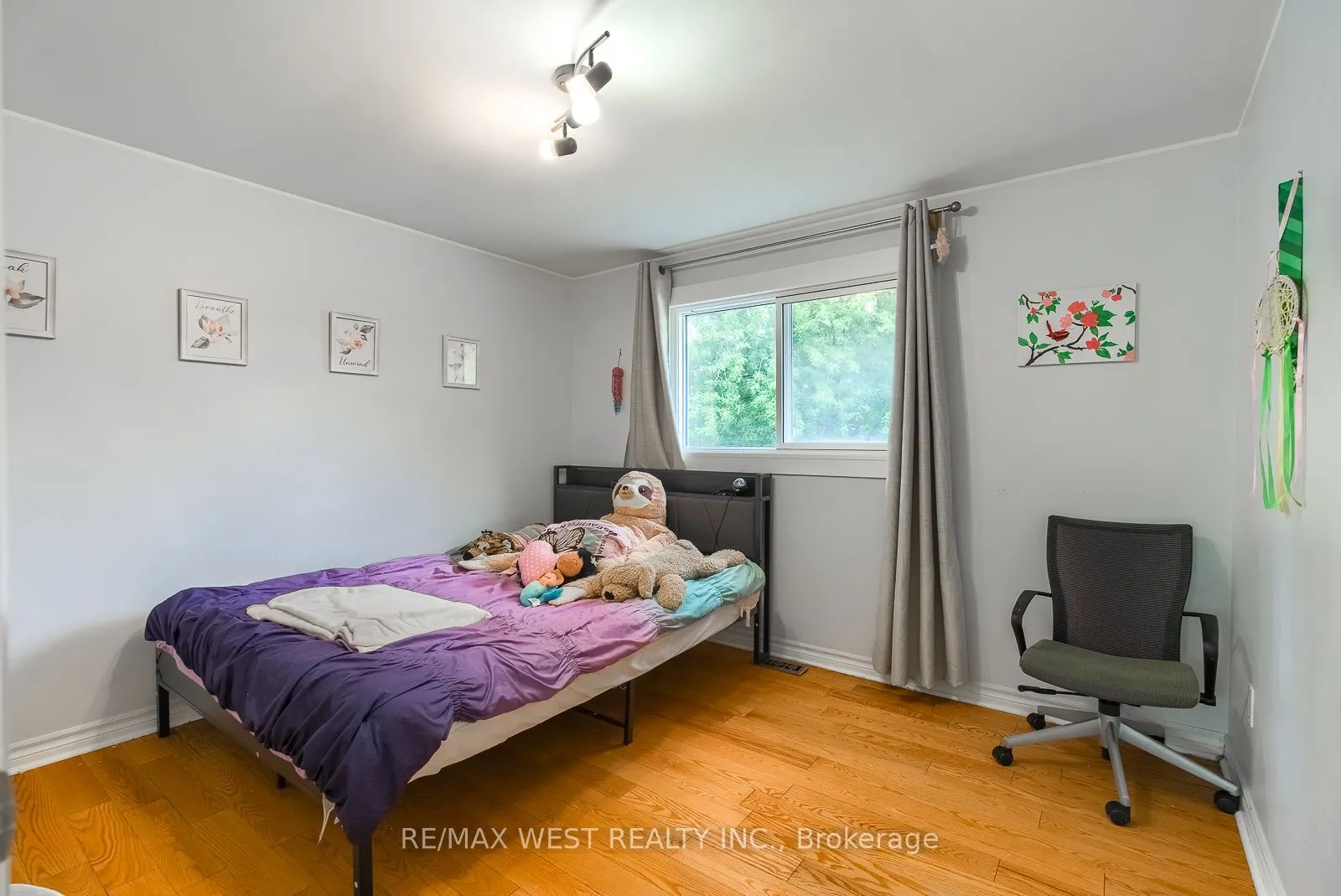 347 Karen Park Crescent