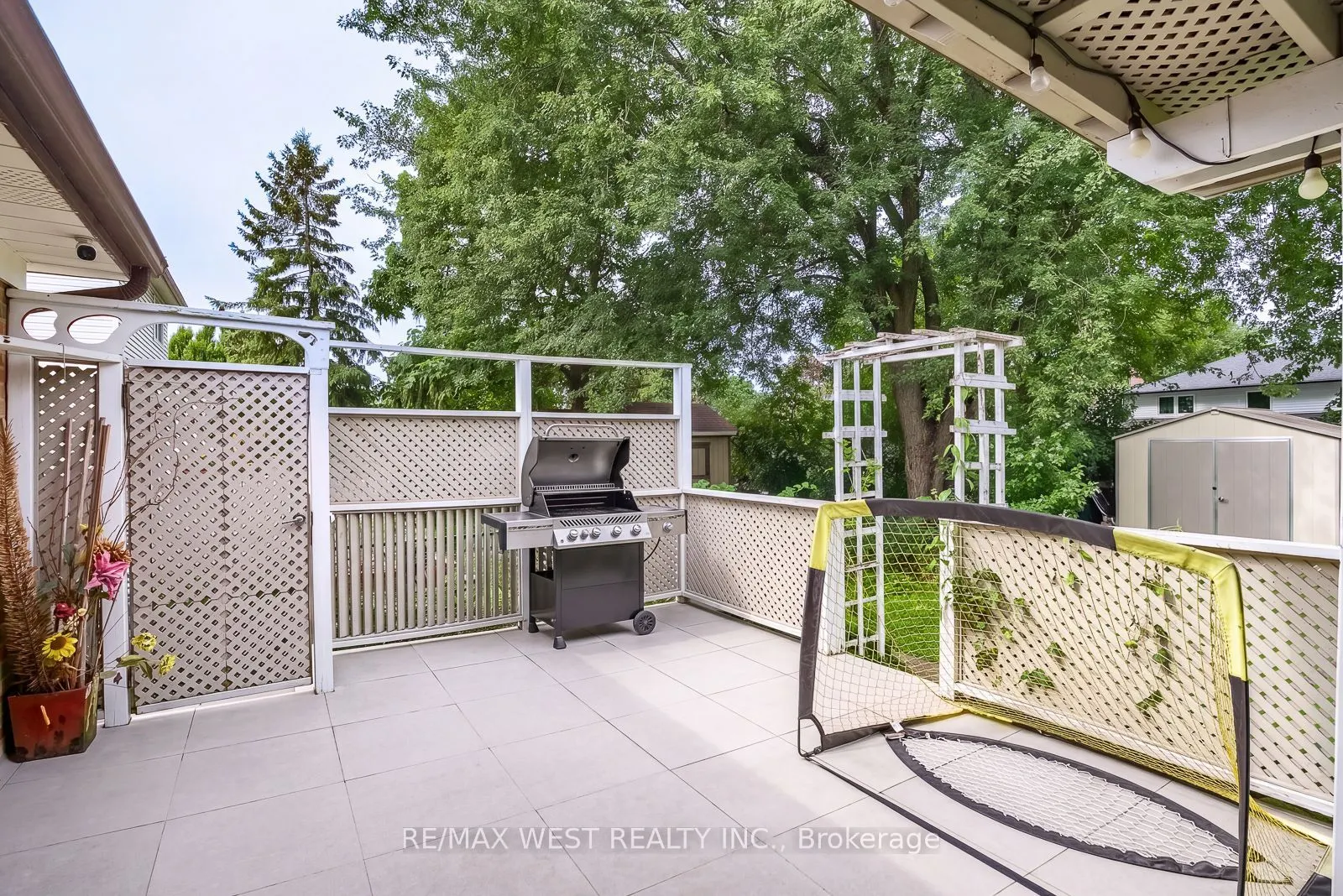 347 Karen Park Crescent