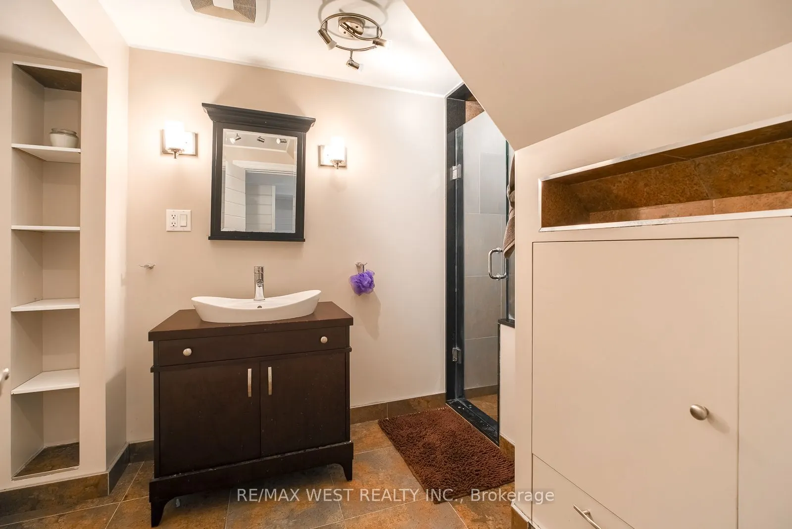 347 Karen Park Crescent