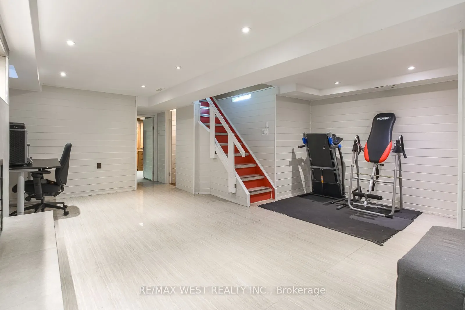 347 Karen Park Crescent