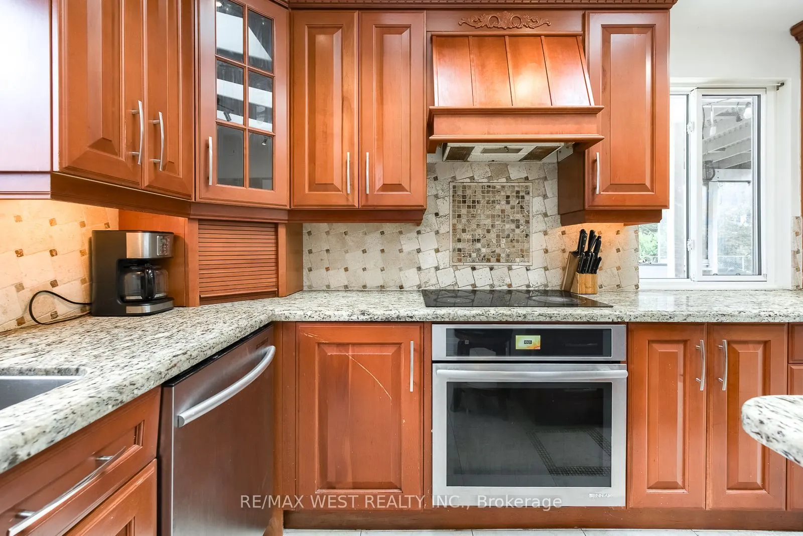347 Karen Park Crescent