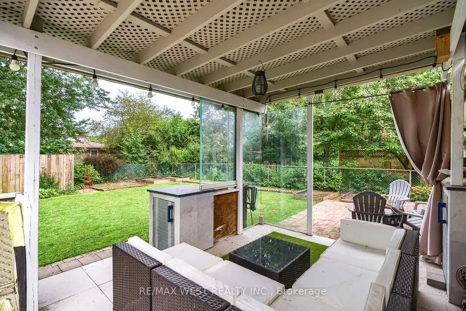 347 Karen Park Crescent