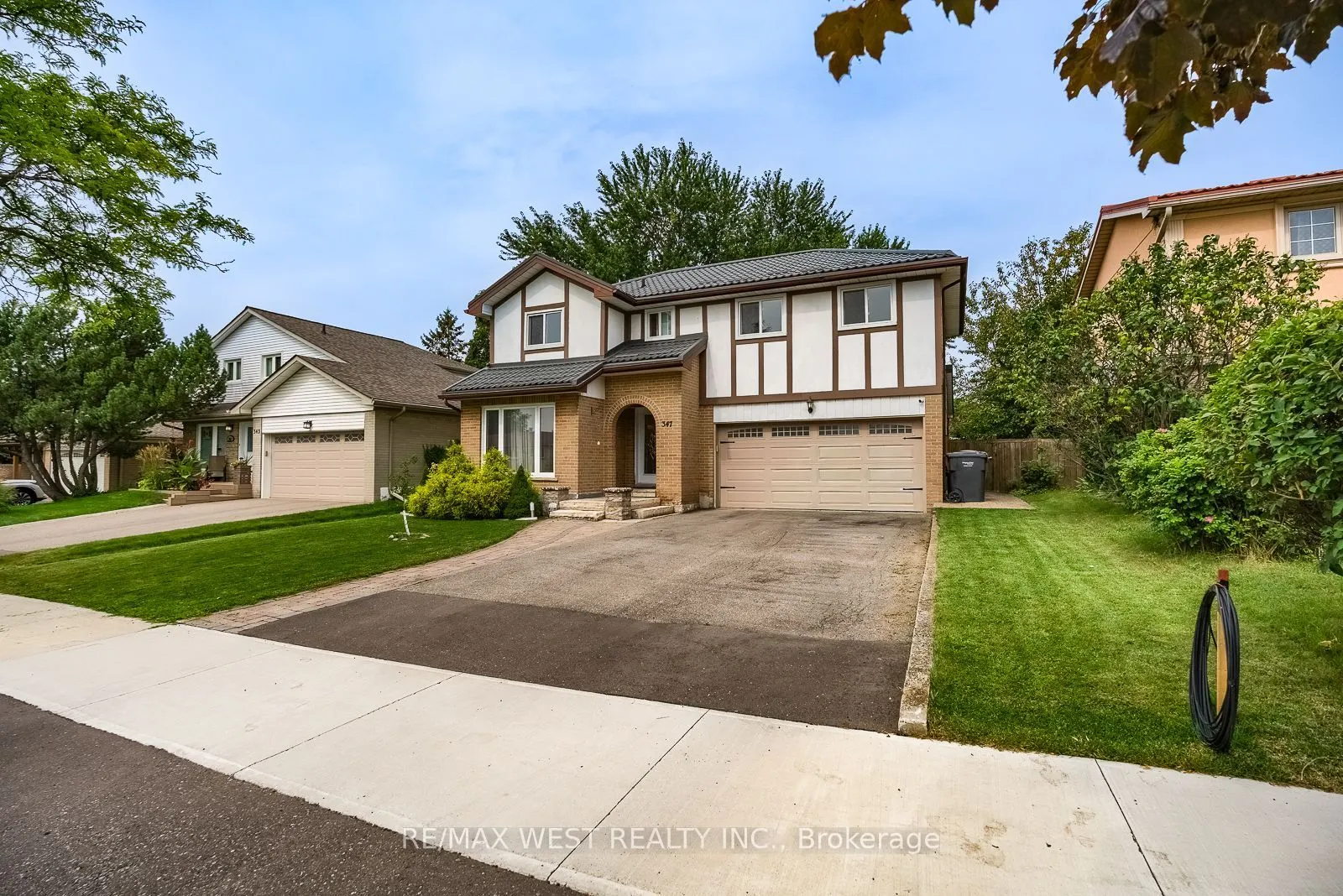 347 Karen Park Crescent