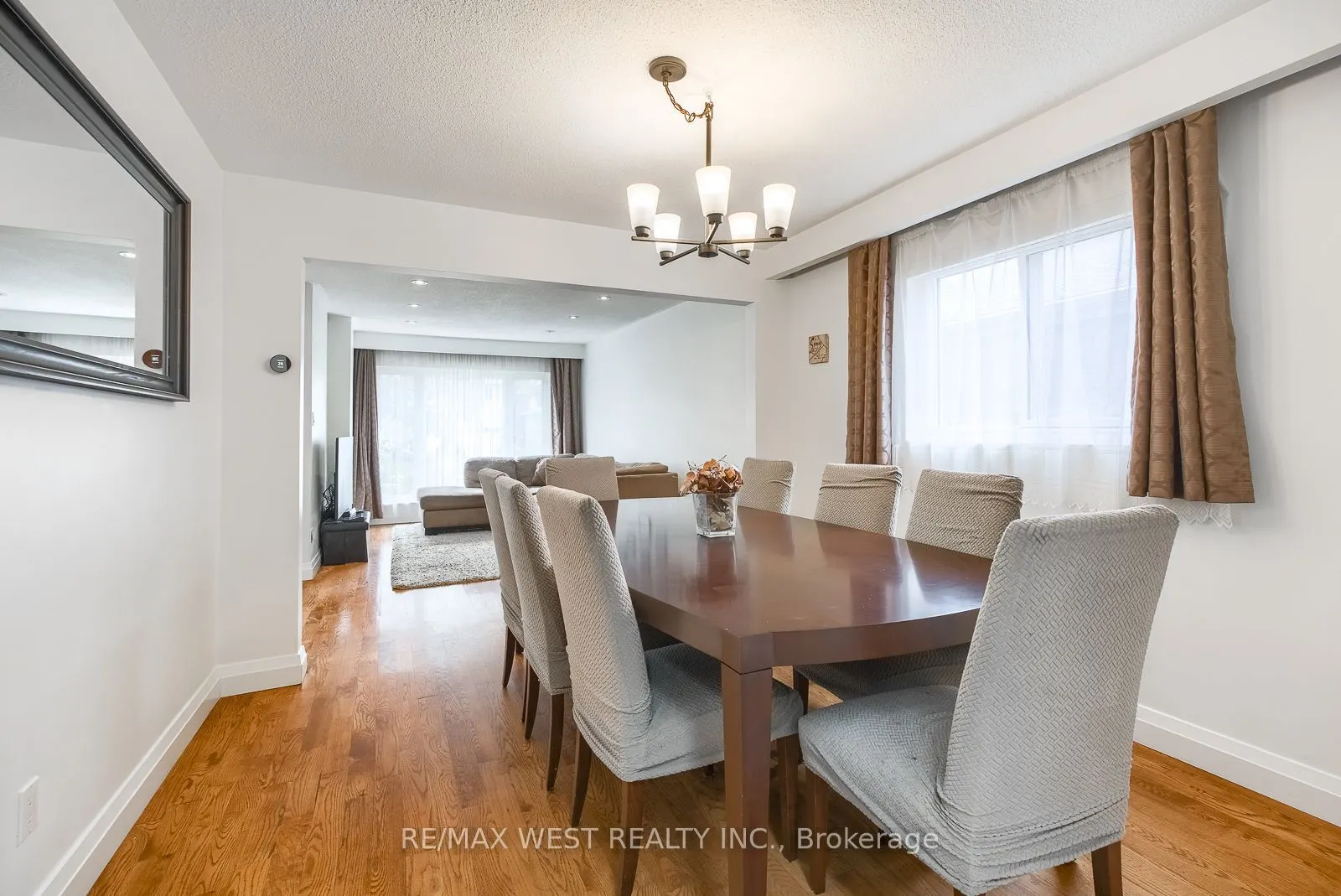 347 Karen Park Crescent
