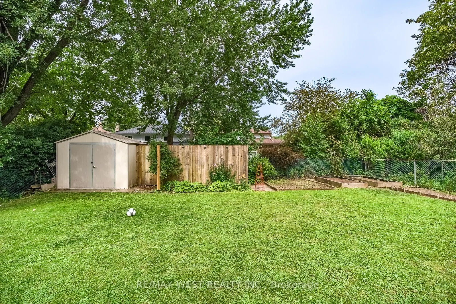 347 Karen Park Crescent