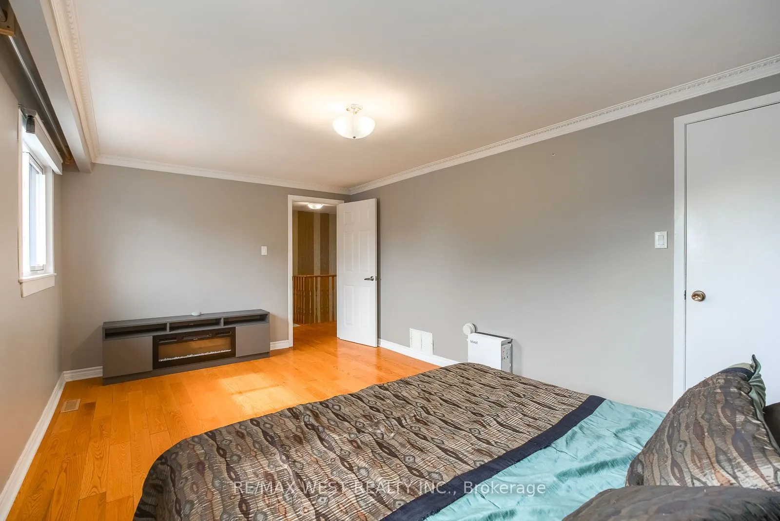347 Karen Park Crescent