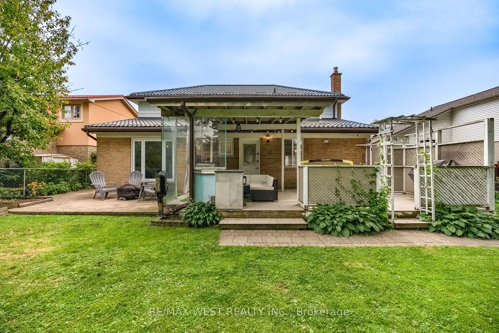 347 Karen Park Crescent