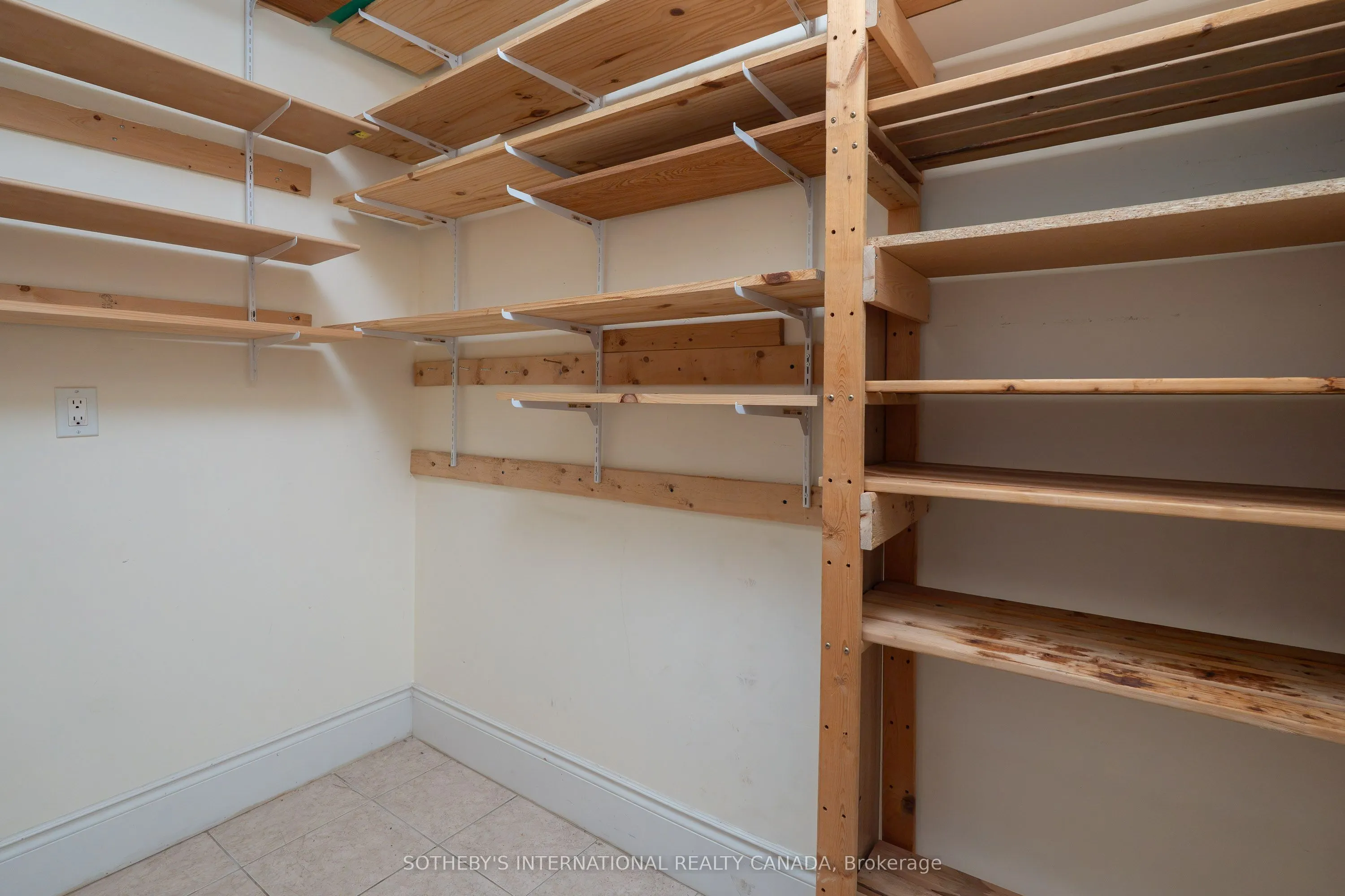 5233 Dundas Street #115