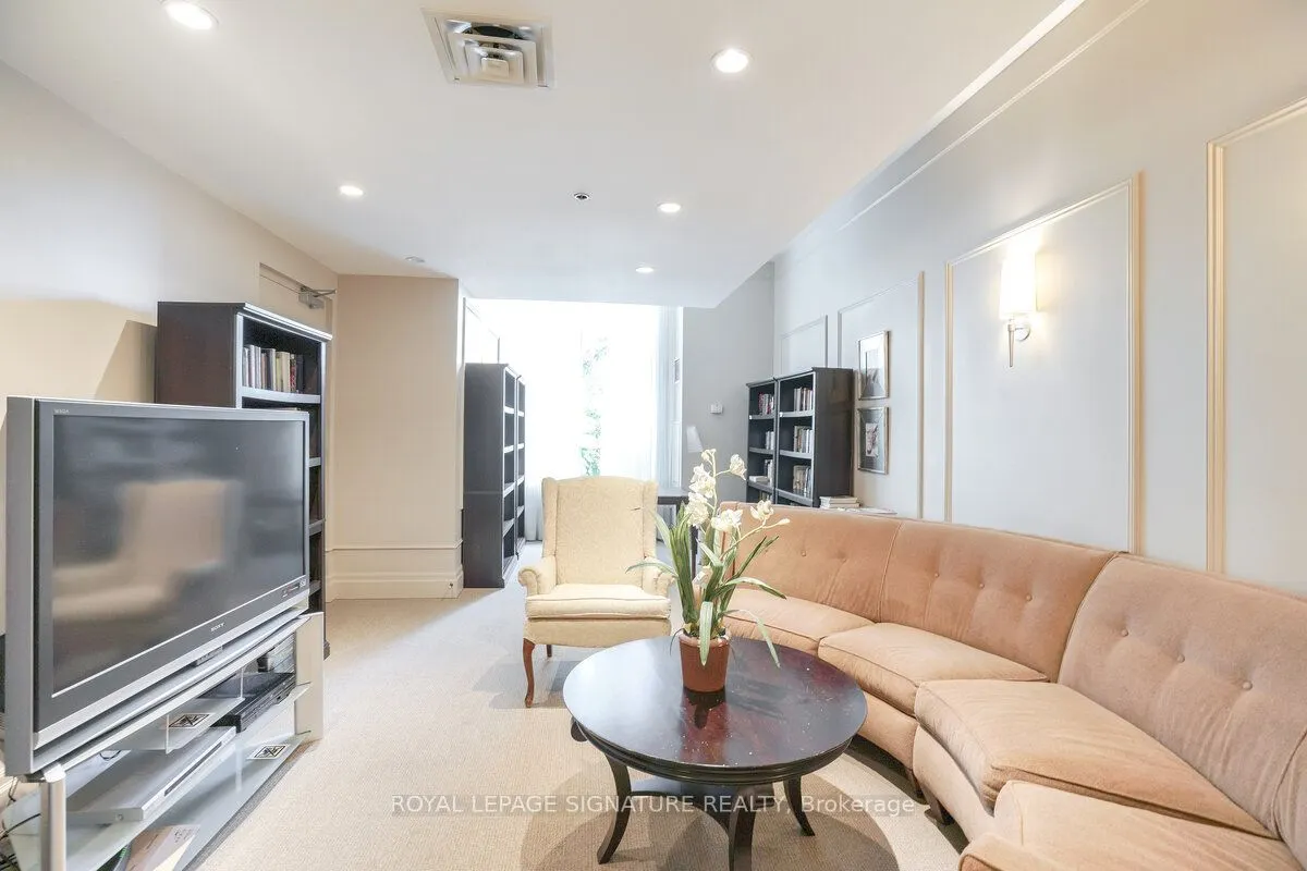 38 Fontenay Court #1410