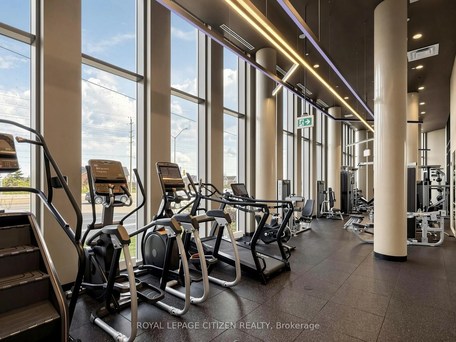 1005 Dundas Street E #814