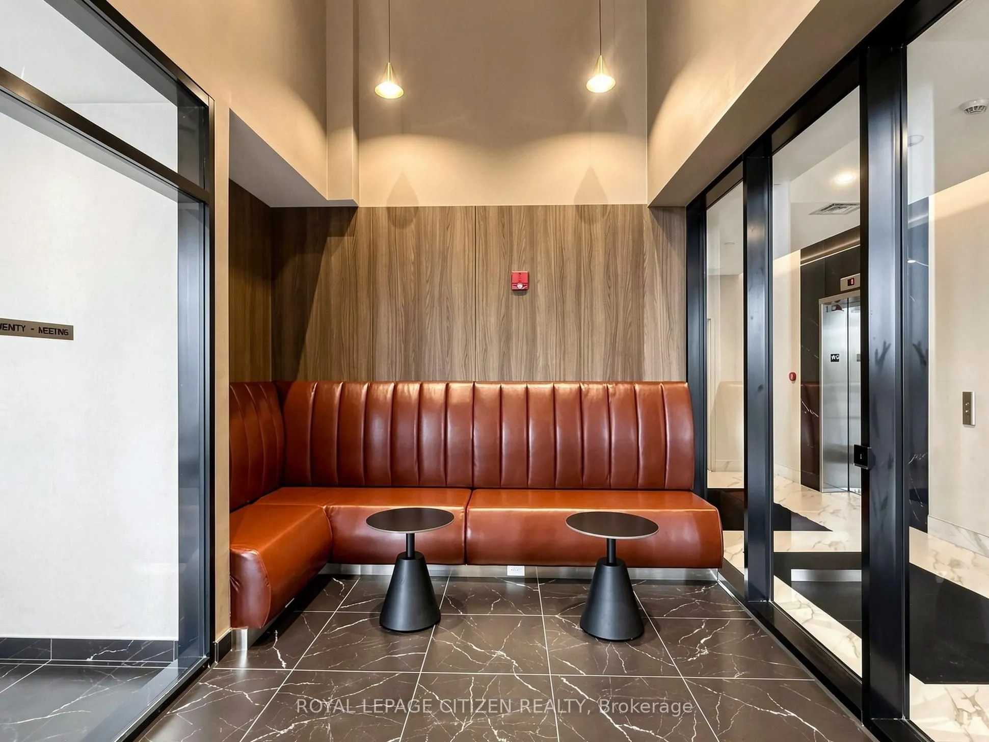 1005 Dundas Street E #814
