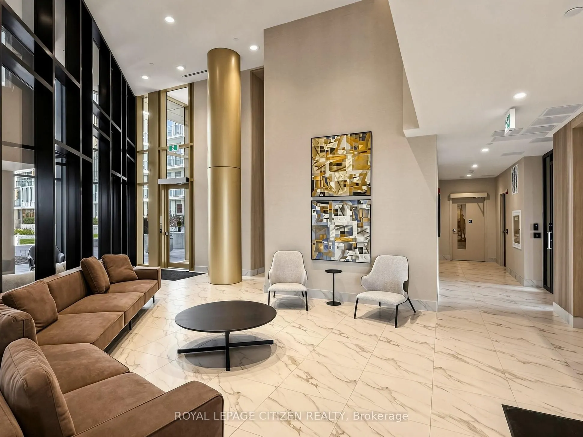 1005 Dundas Street E #814