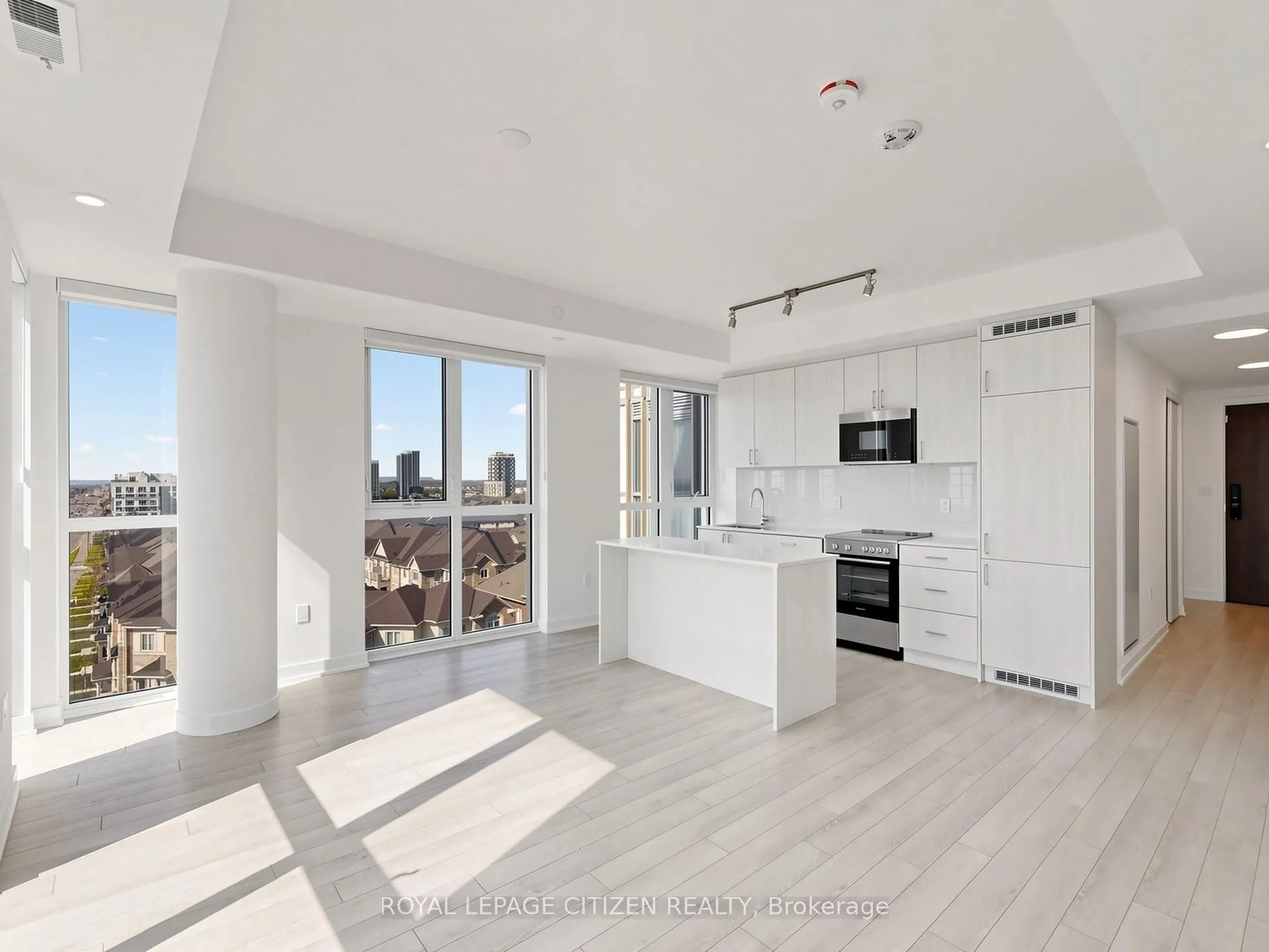 1005 Dundas Street E #814