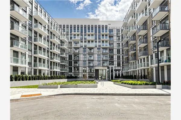 1005 Dundas Street