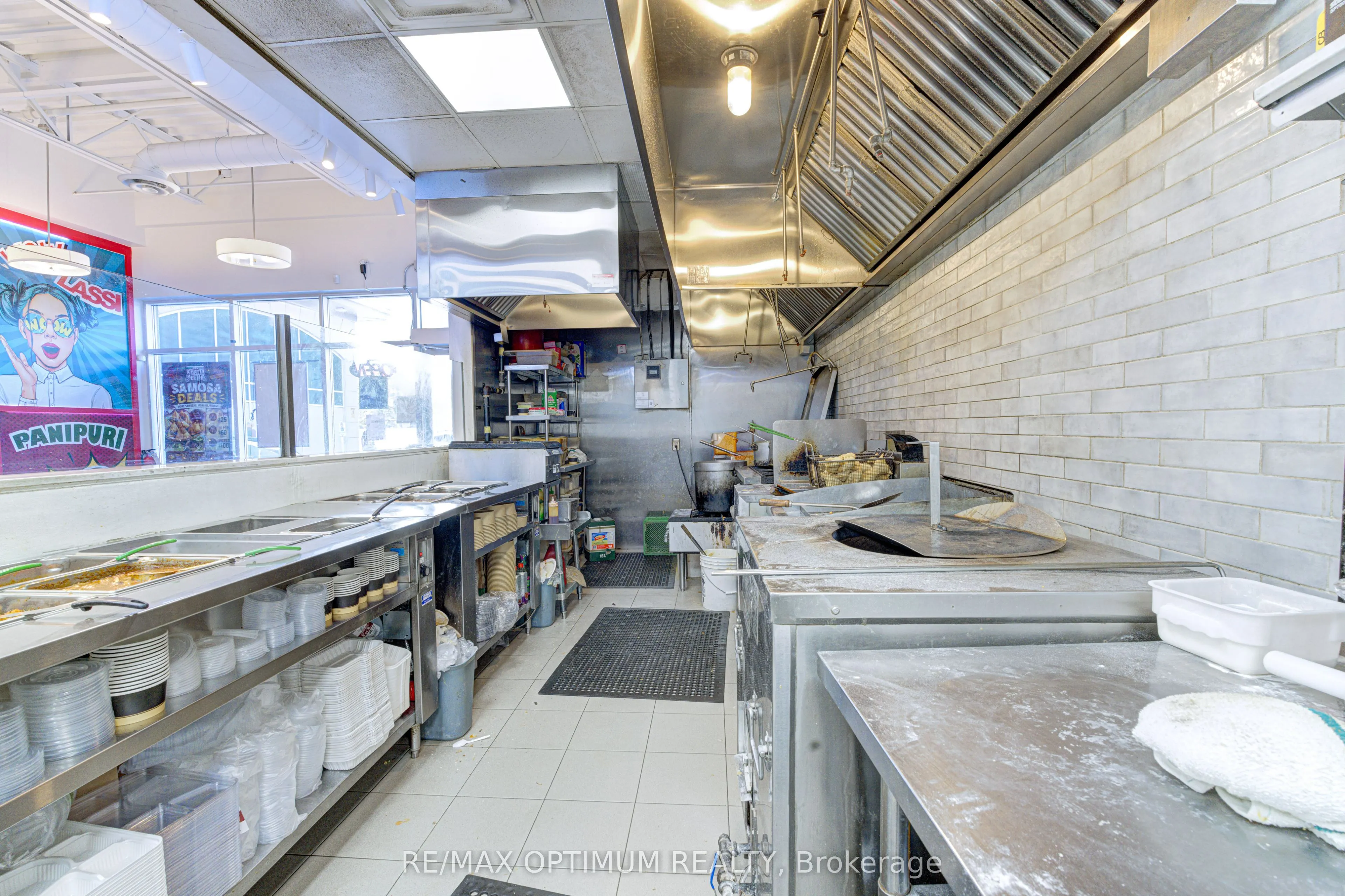 1 Glenn Hawthorne Boulevard #3