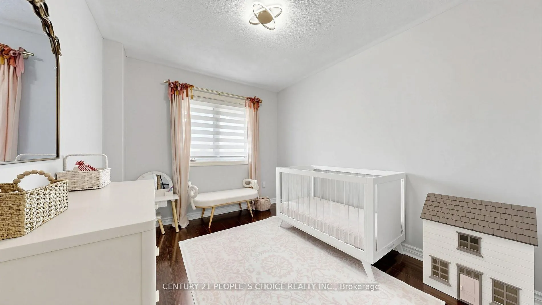 3 Manorwood Court